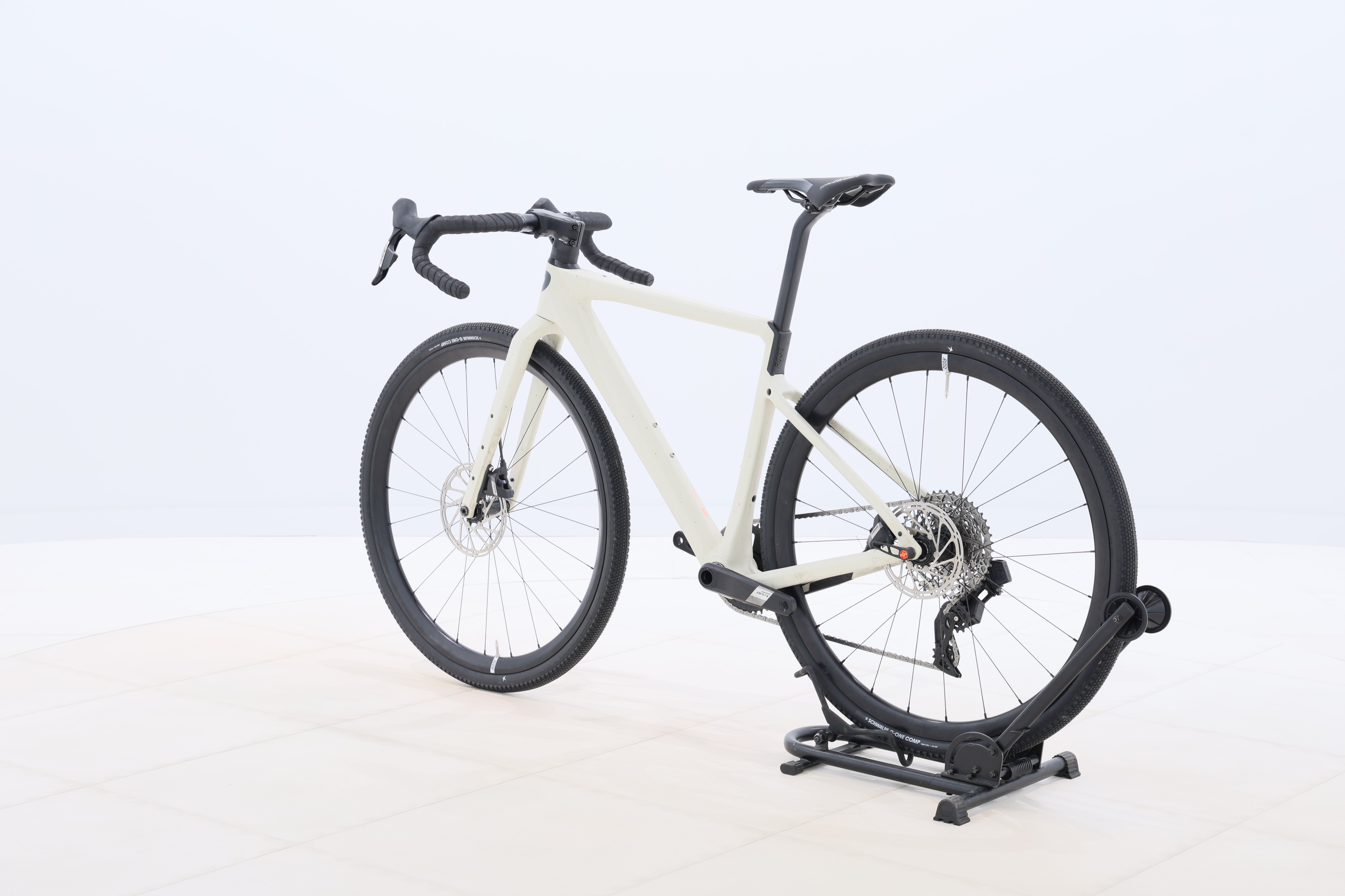 e906fe4d-cdbb-46fb-b360-43923e8cb7fa