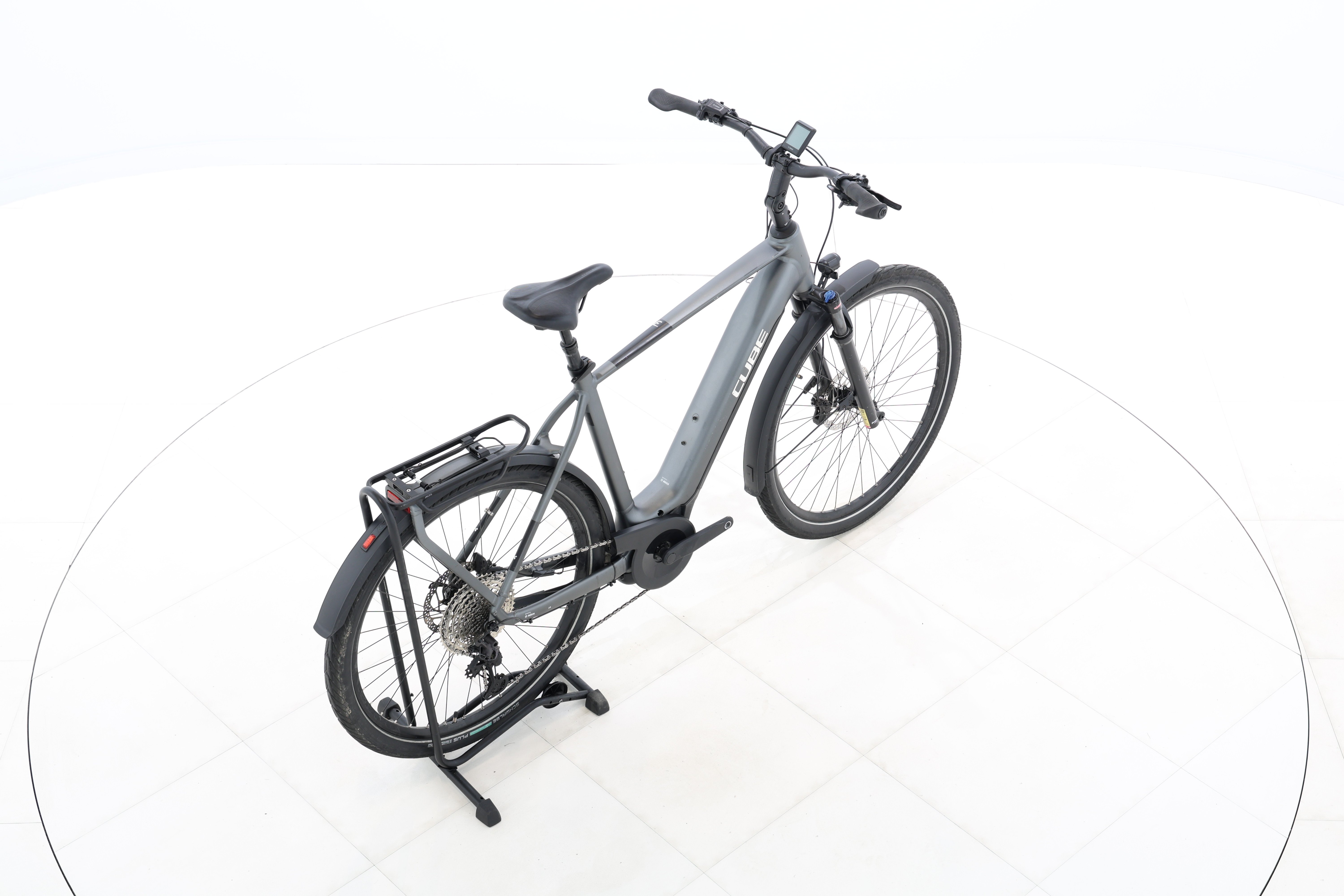 bb9819f1-a41d-4651-8d63-b9429d827648