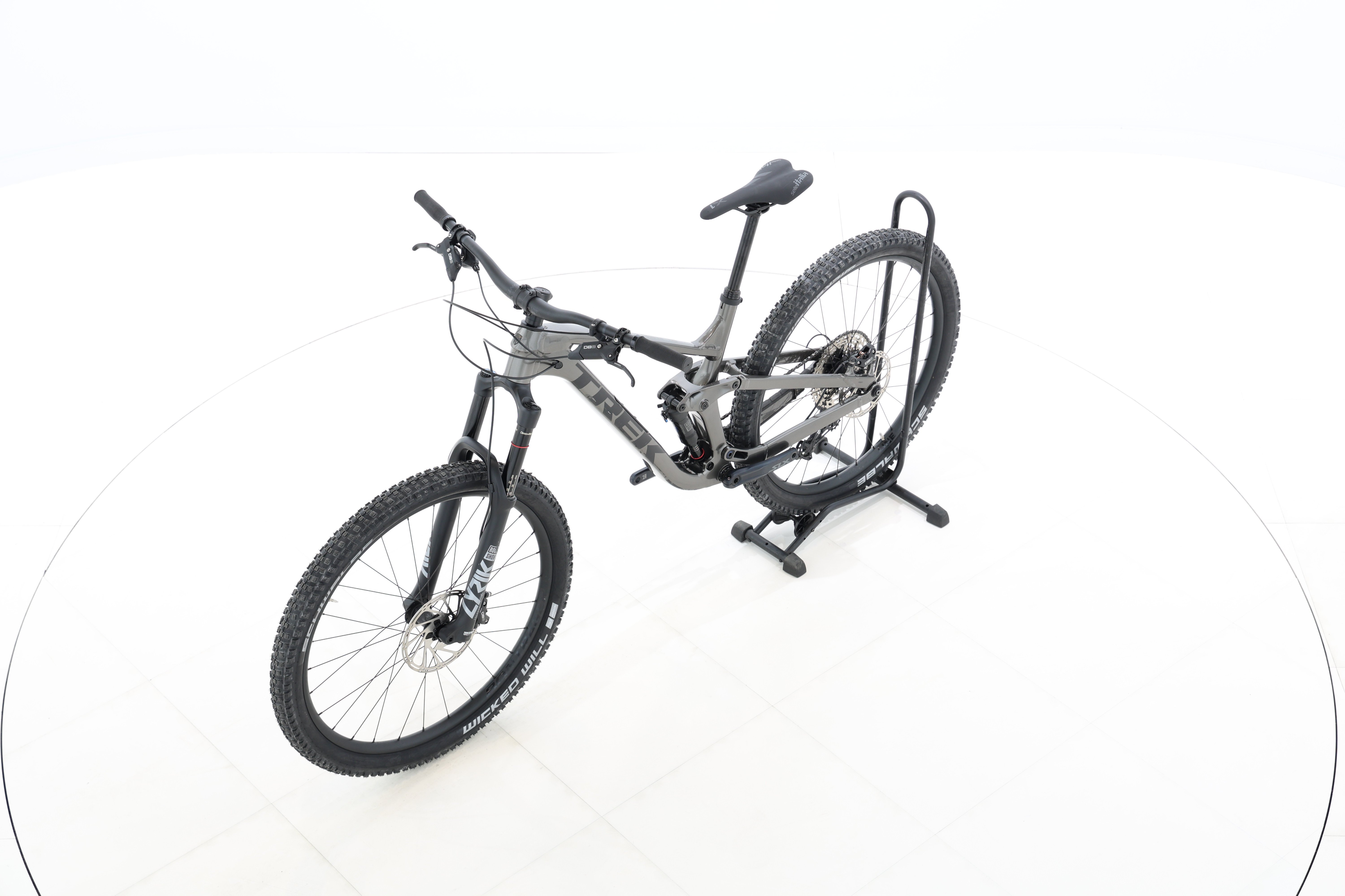 e2808612-ddf3-42be-b2a4-8378ba93e470