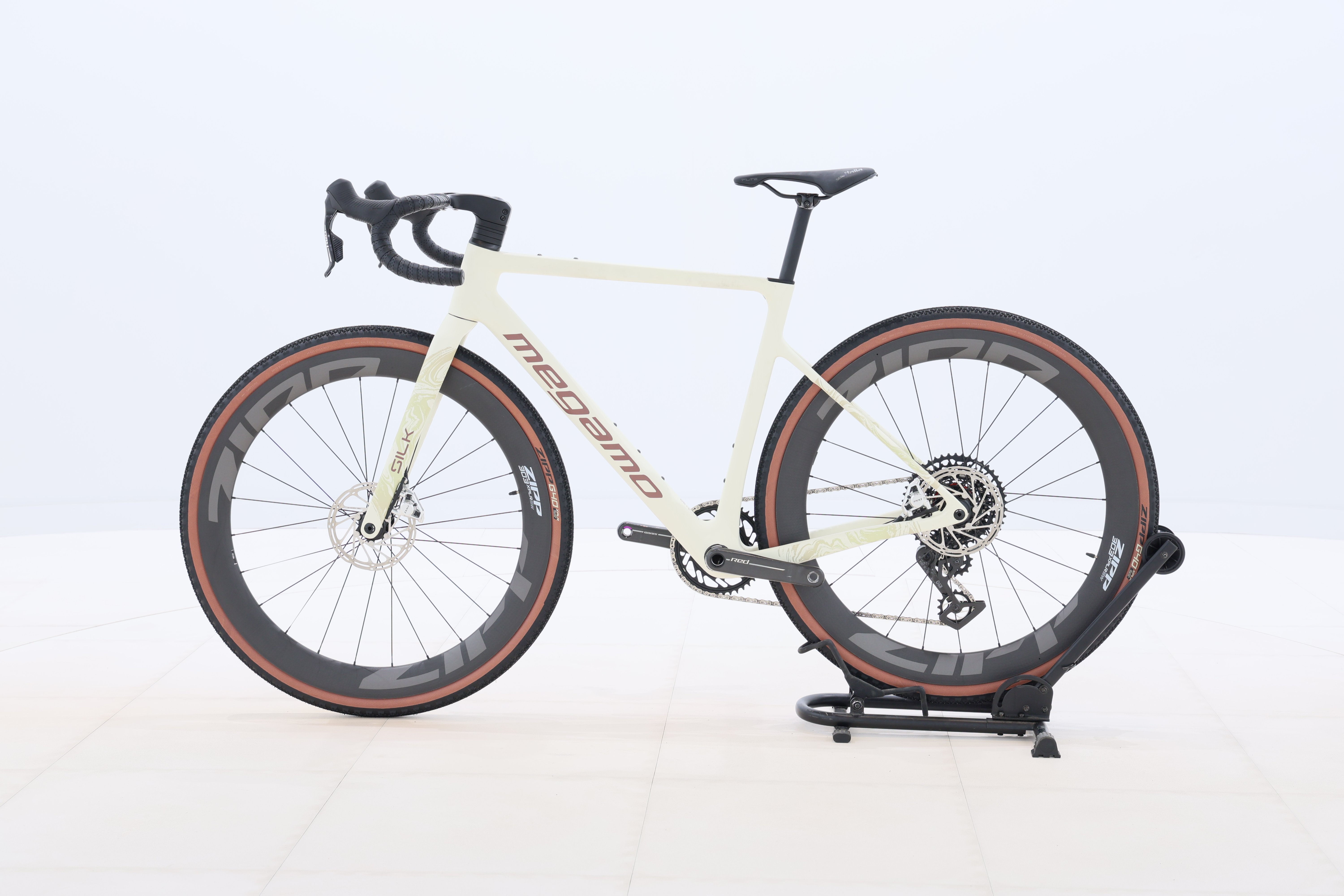 c13fe778-9108-4fee-9aaf-f834b0c39310