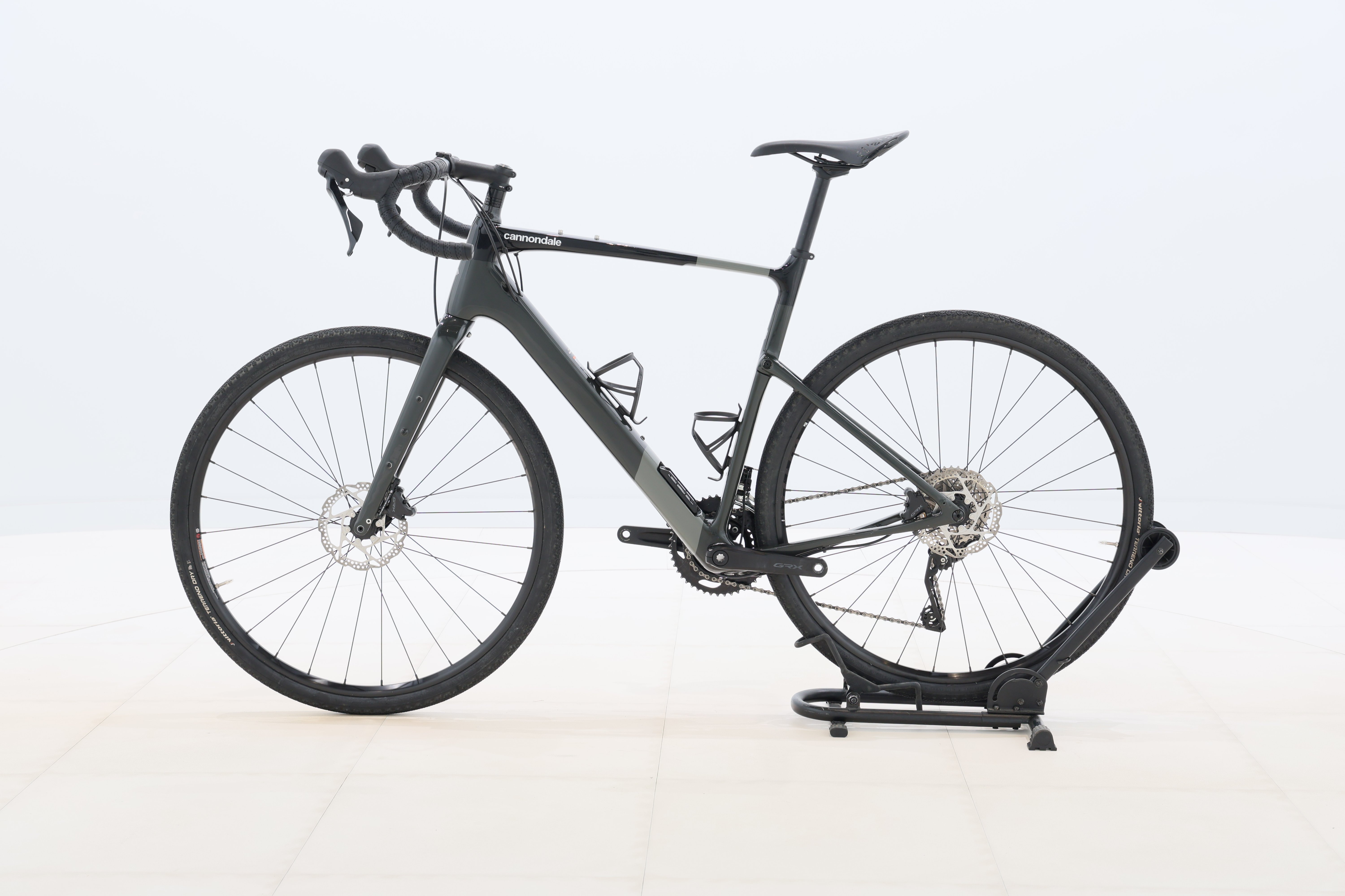 7e18b218-ca50-4858-b018-4776645ee012