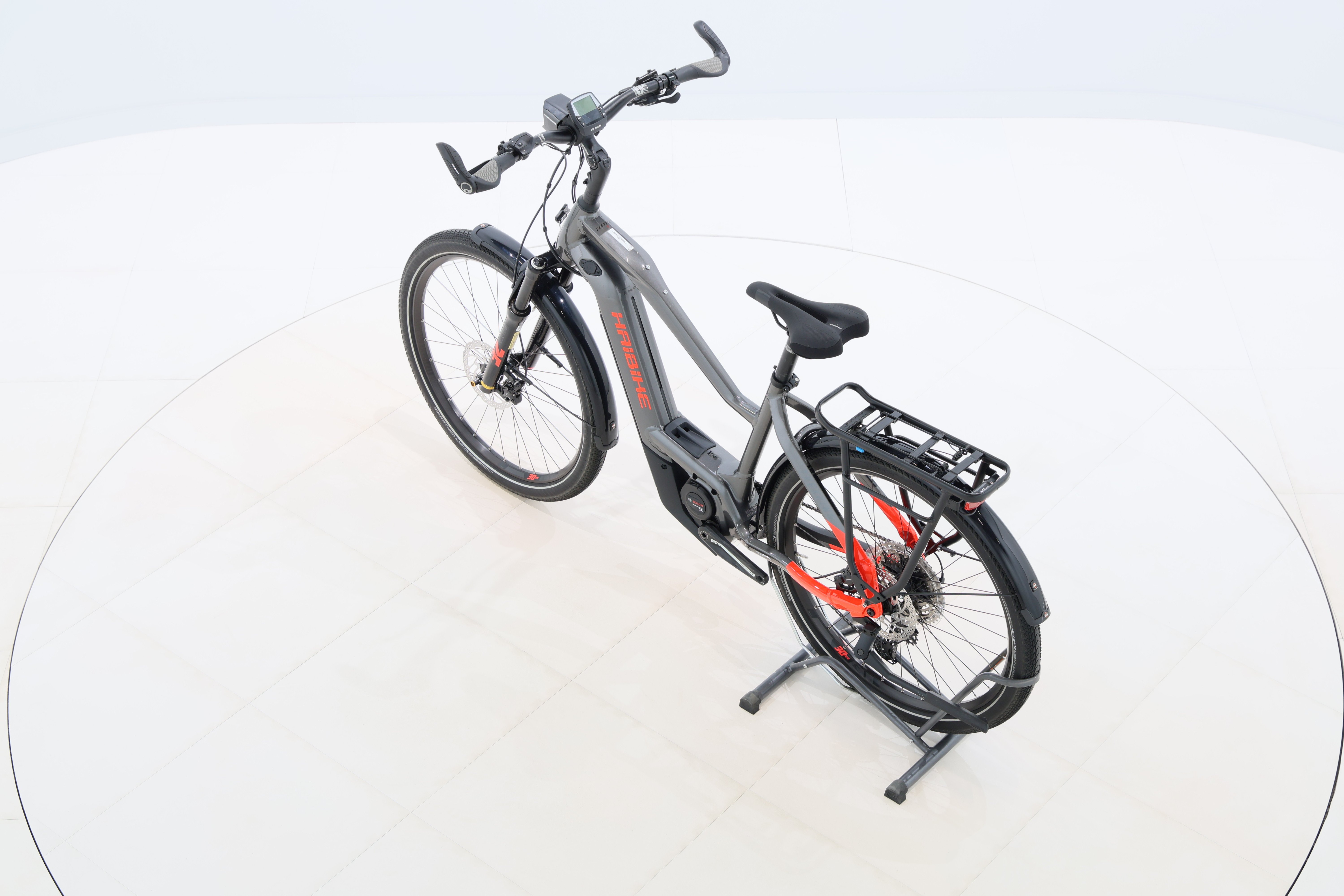 fdd63c8e-cff0-487b-b202-619dd009e8cf