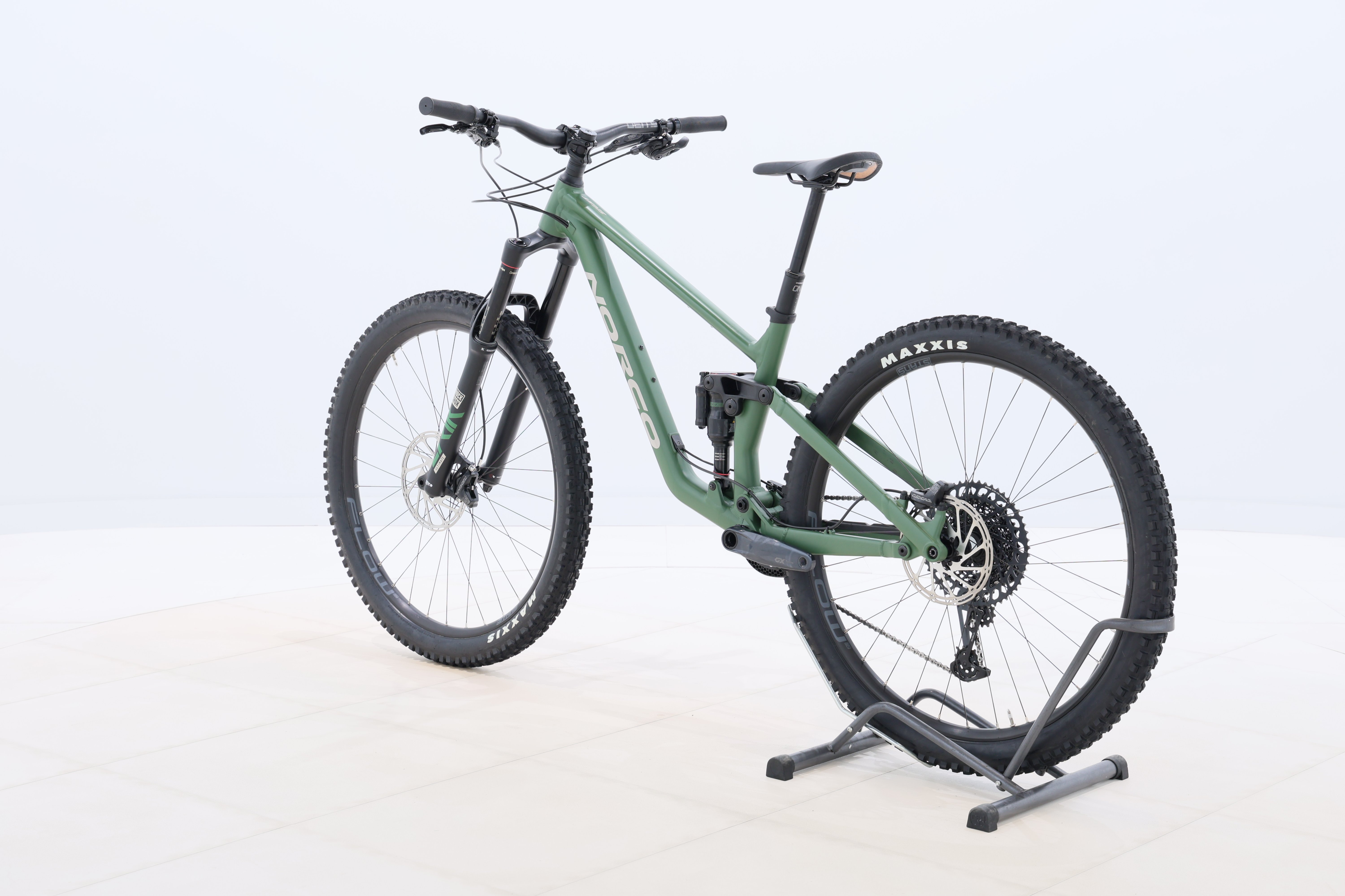 0b034740-4b89-4e9f-b7db-7214f34cd35e