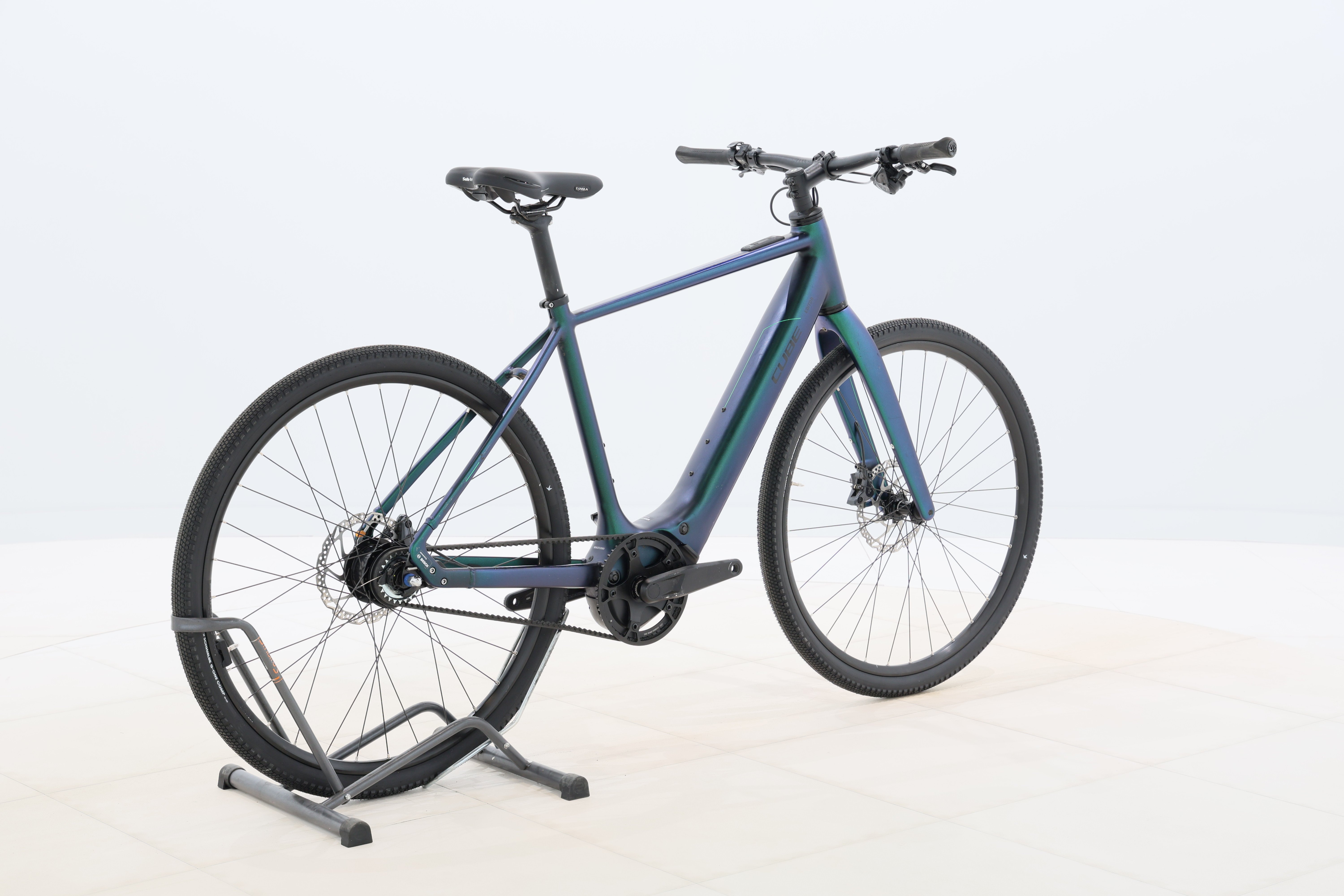 f5db7f52-8833-4c42-9c5a-308ac379bc1d