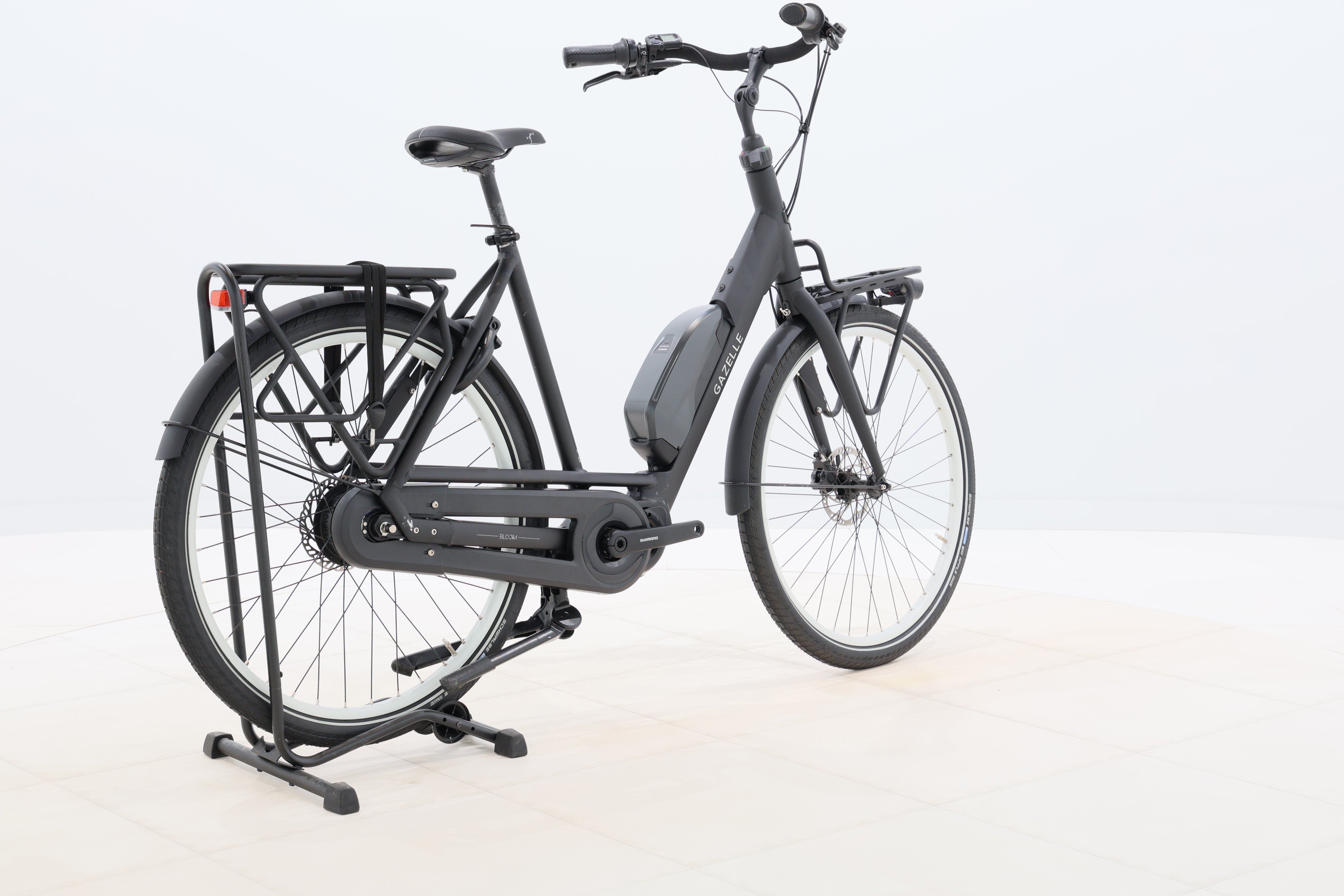 e35818a0-0ff1-4f24-9958-b7605600e2ff