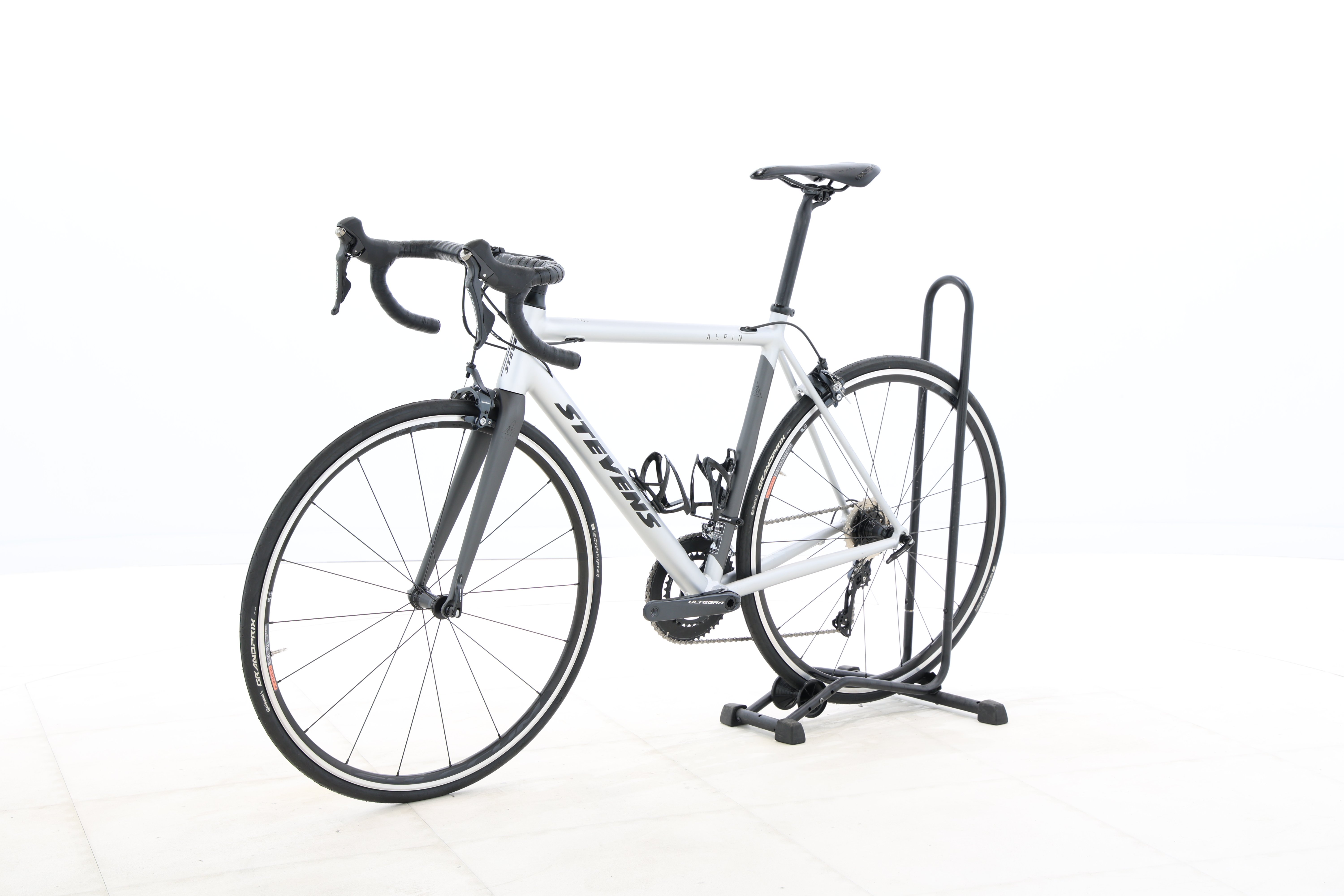 b5d35894-2626-40d5-8f1d-545e6849932a