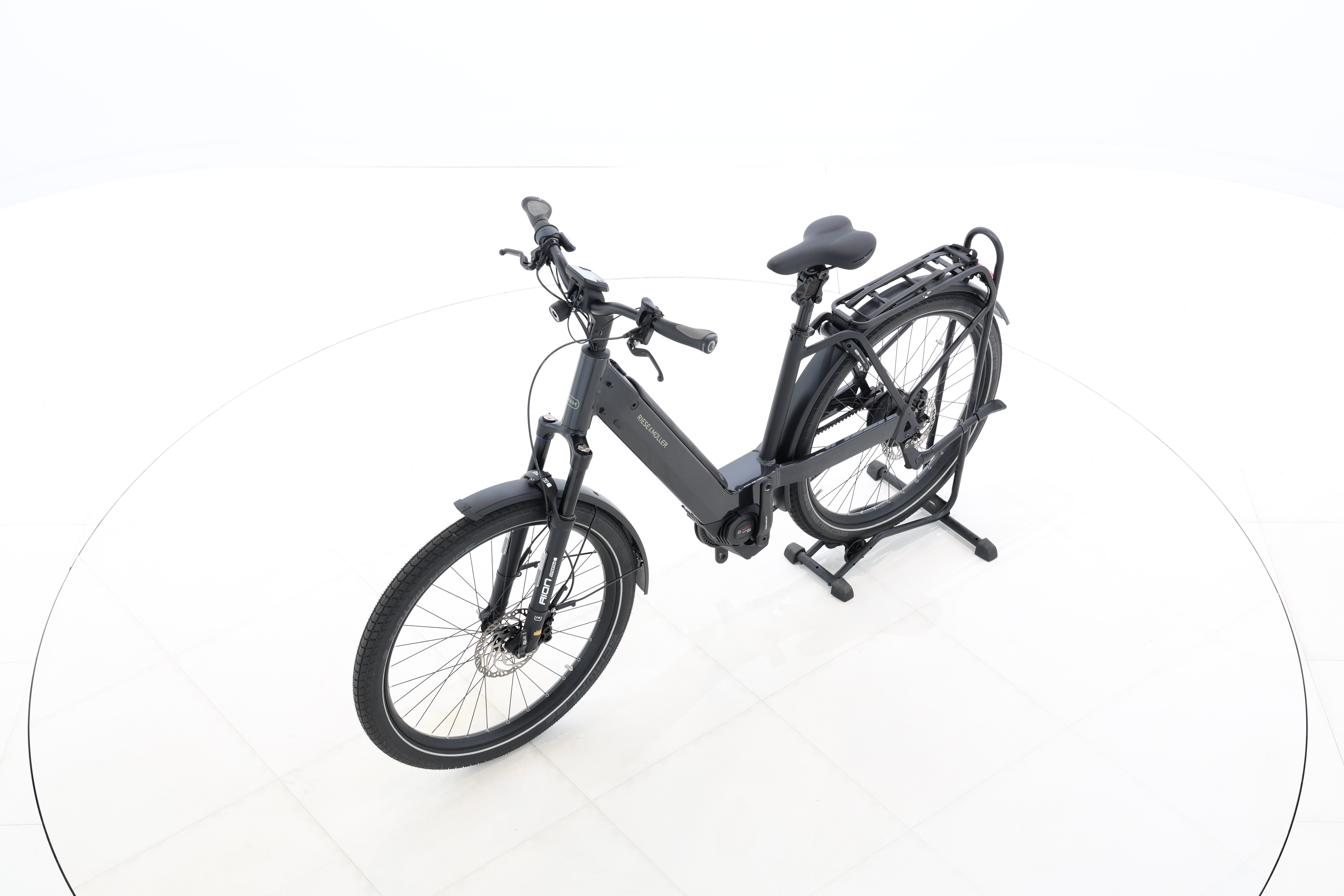 69ef9d38-a684-4ff4-afd0-2bda6af8999c