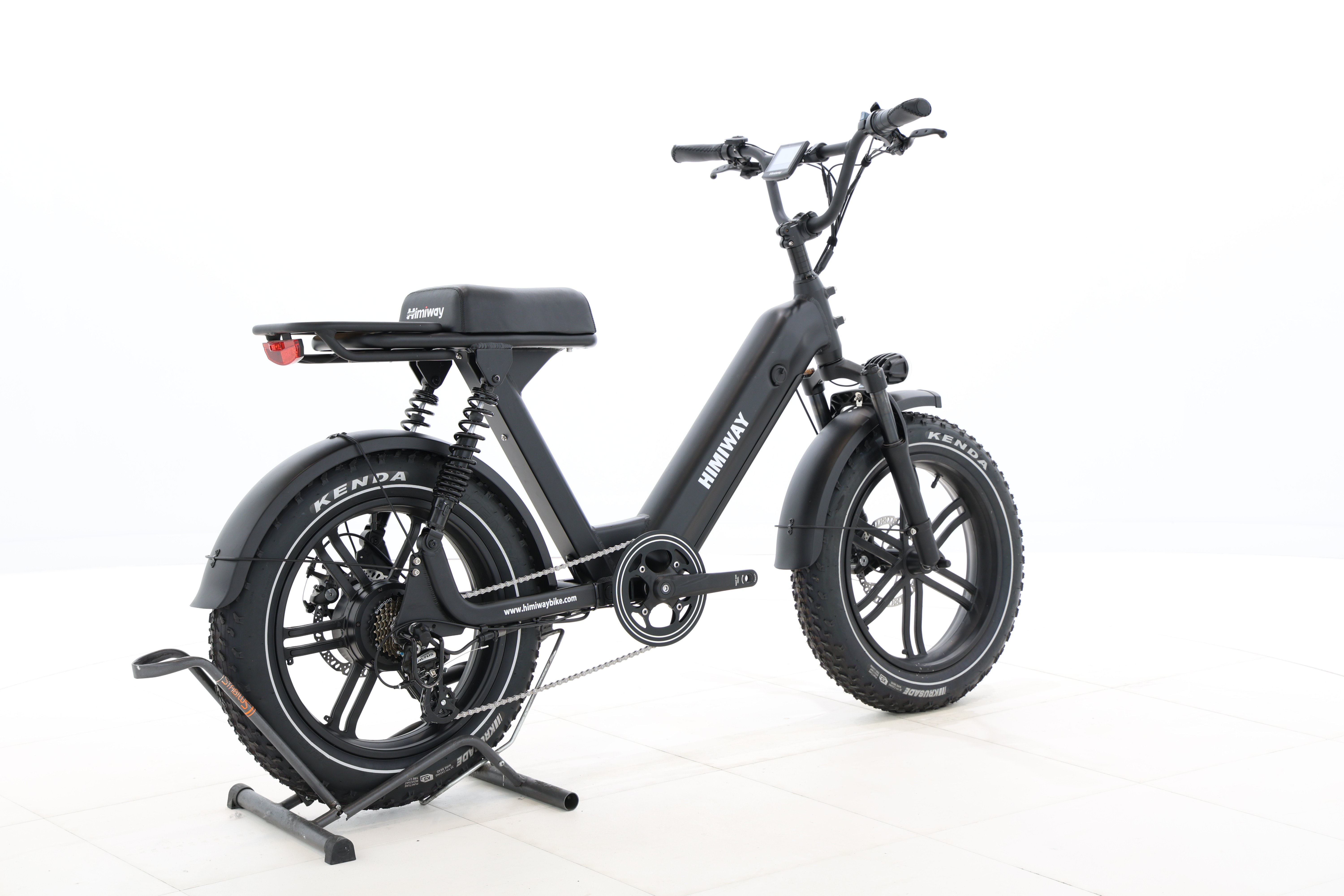 c2a17bc7-c6f9-4a1b-89b5-5c19d84ef862