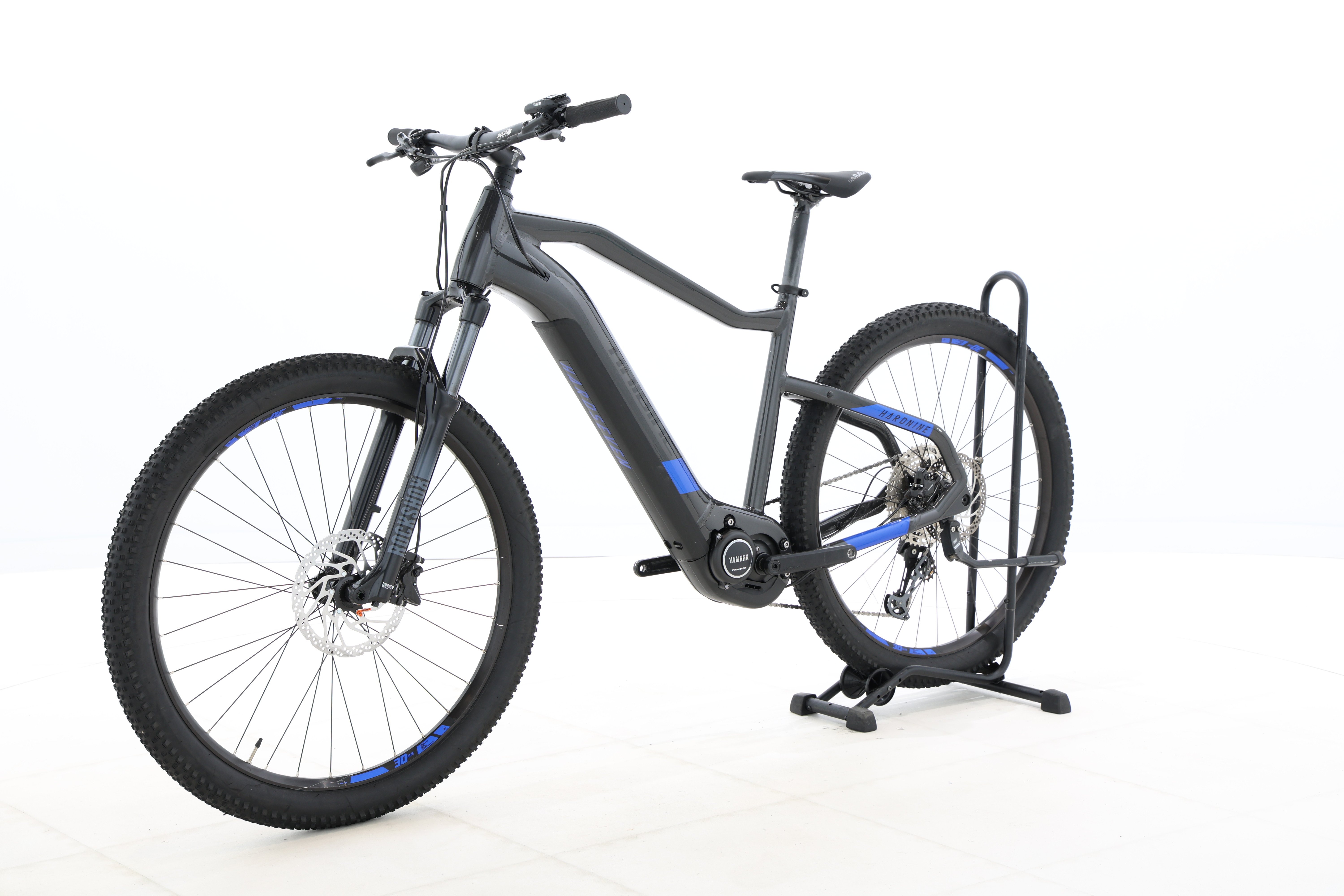 0e3200cf-7eb2-4a80-80d3-a5d8f9f2c069