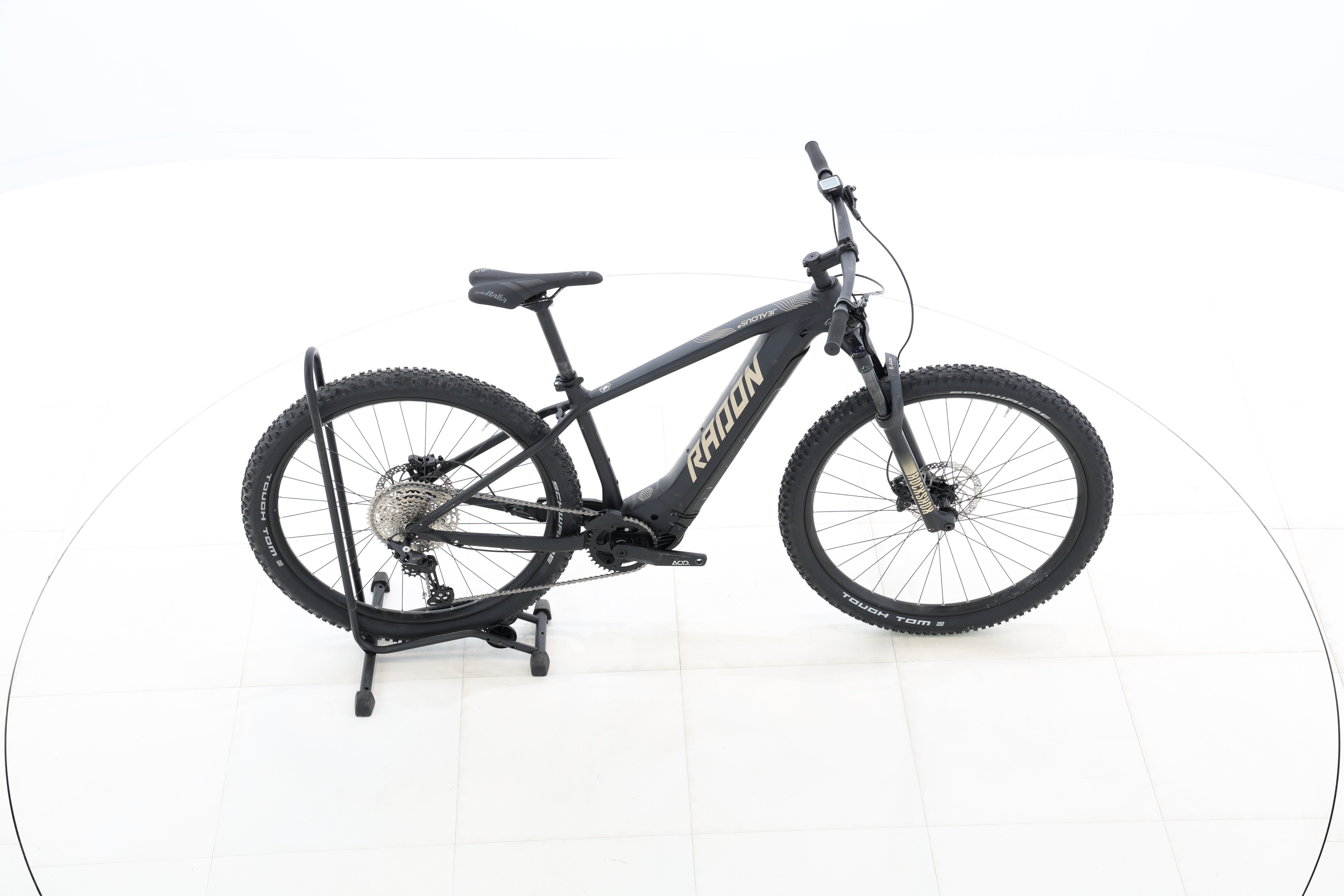 1600b6b2-423d-4e85-8c35-e826607a4382