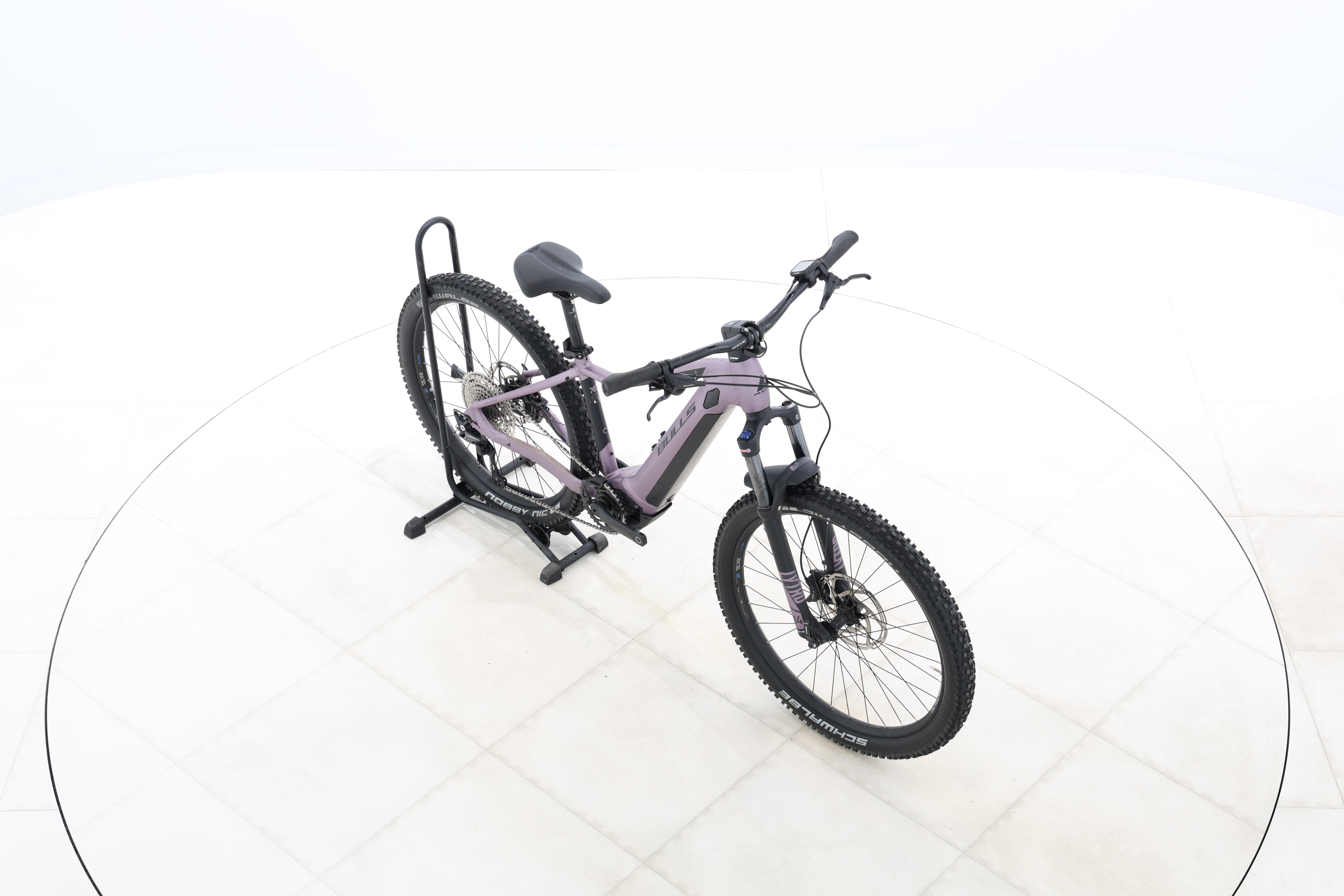 945f8bad-a075-4989-87a5-d14ec3ab6a51