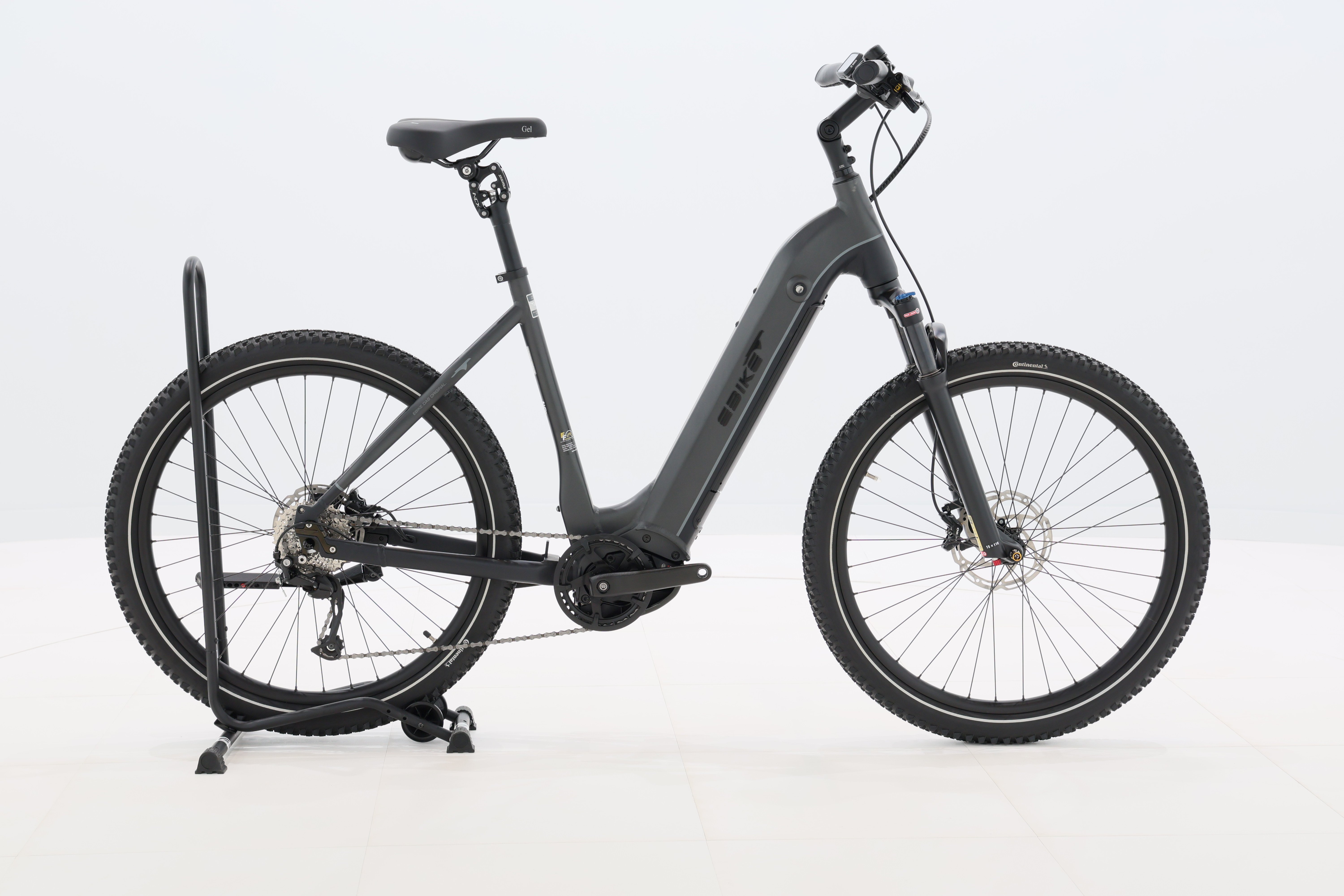 2e47387e-d830-44e6-a07b-7df30a445d8a