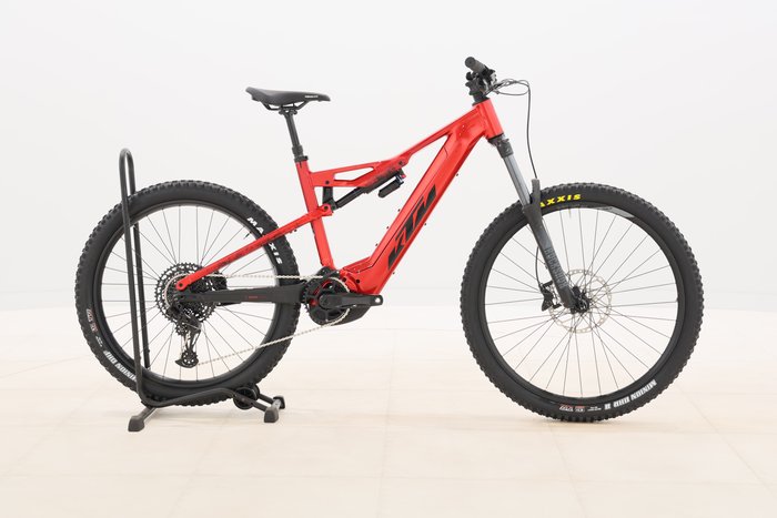 KTM MACINA KAPOHO 7973 2022