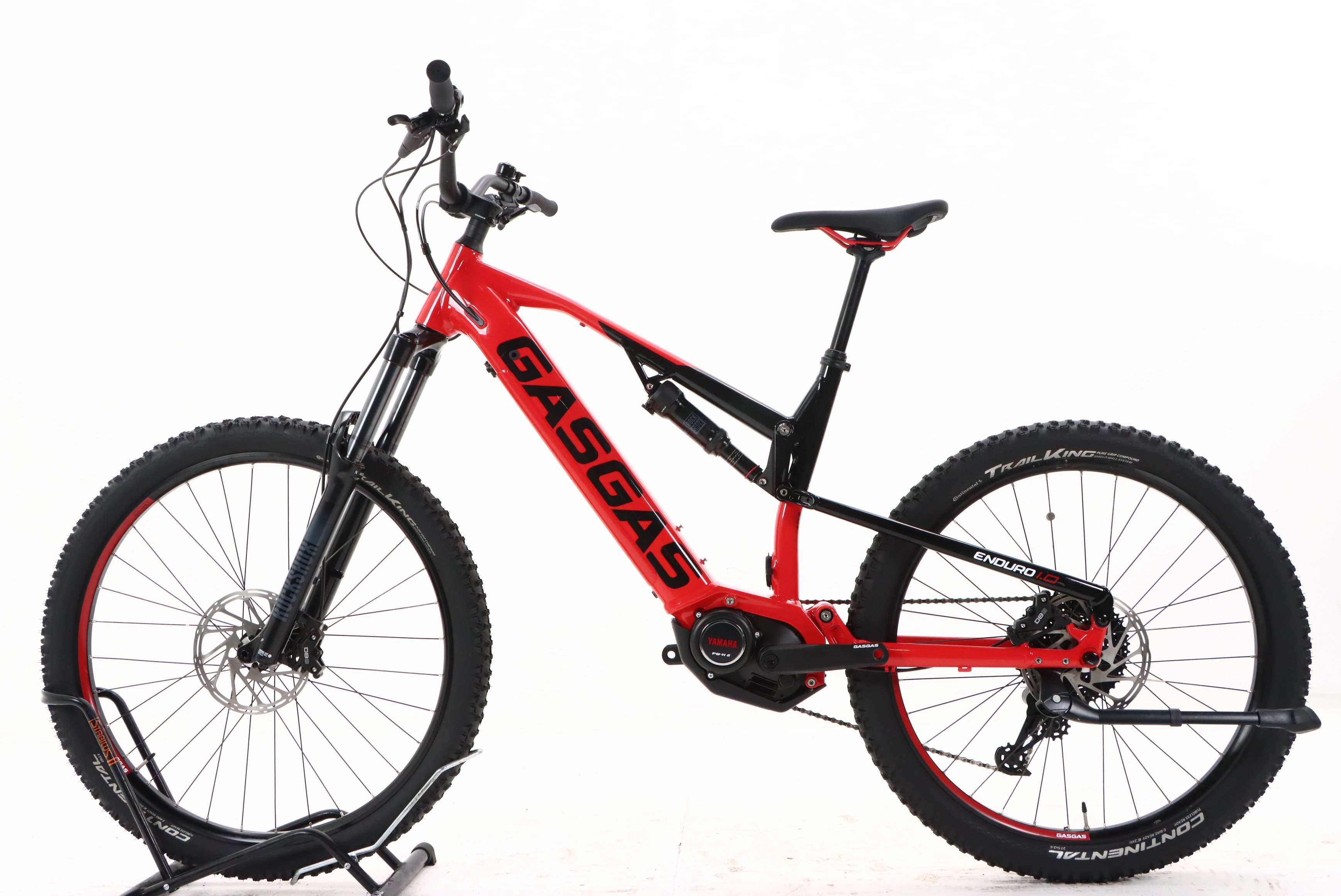 e18dc773-292c-44be-931c-122487e04c6e