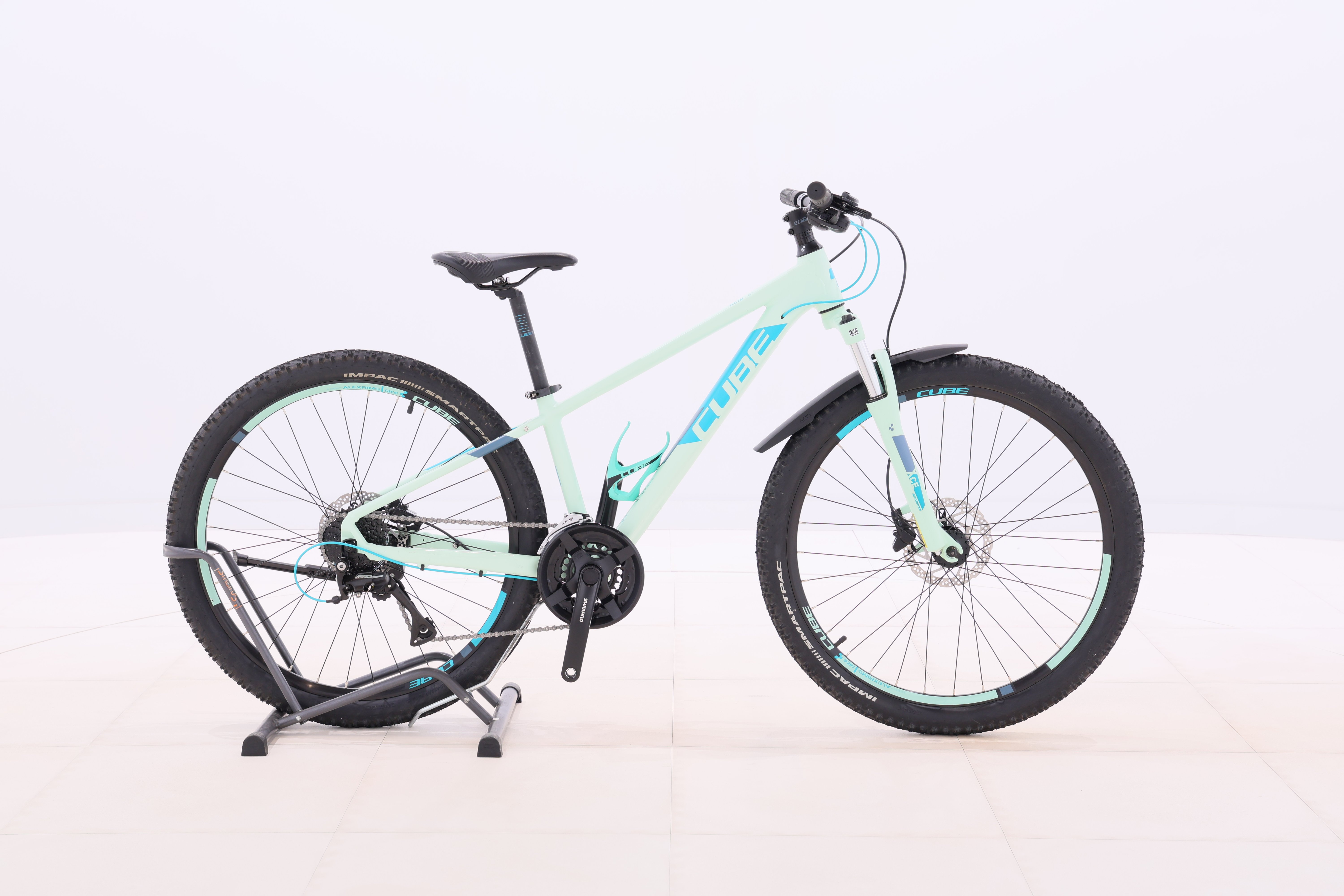 740e1e53-ae9a-468e-9fe7-0ec226ab34bd