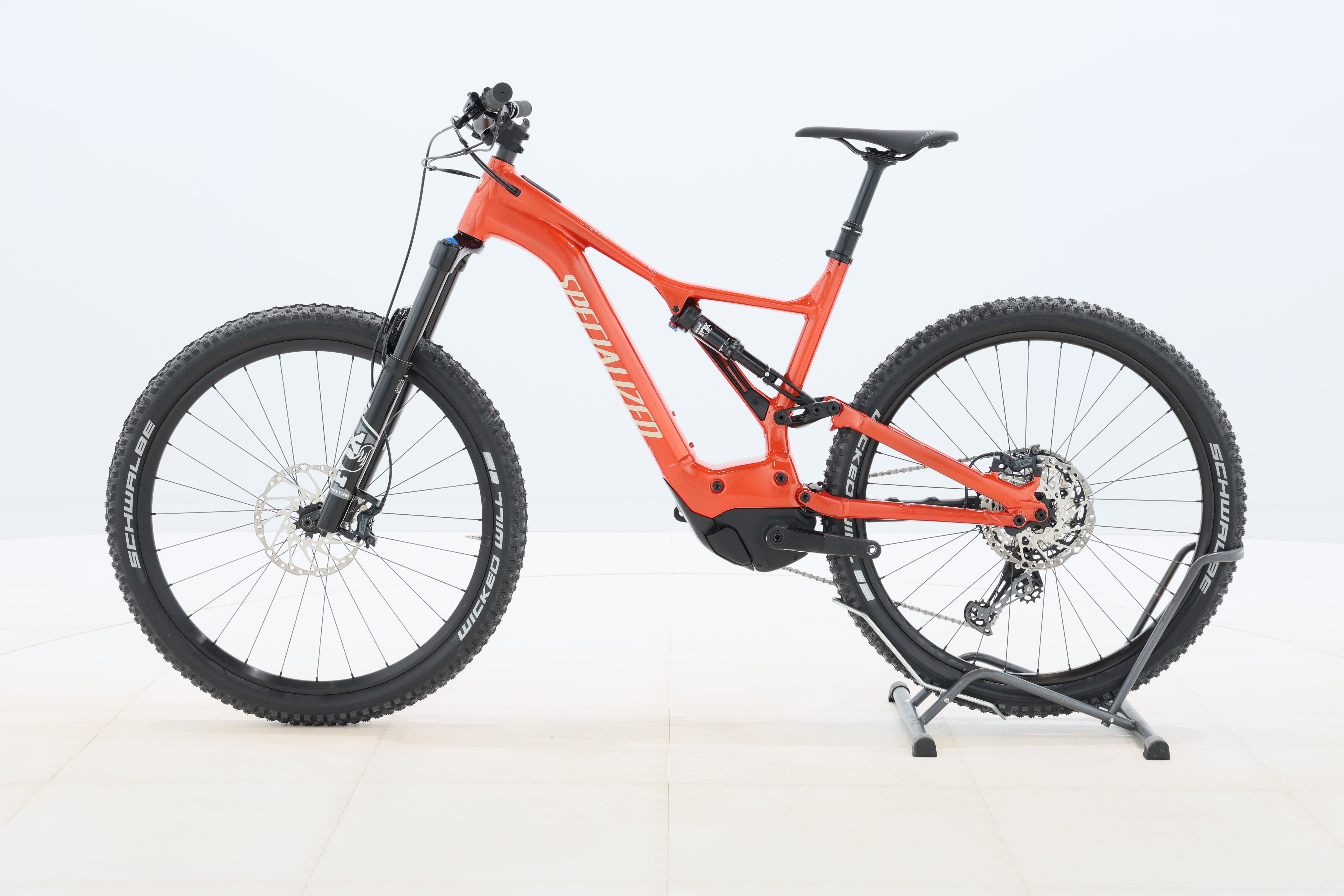 a1f14f3b-1725-41ab-bad3-c584407a1a51