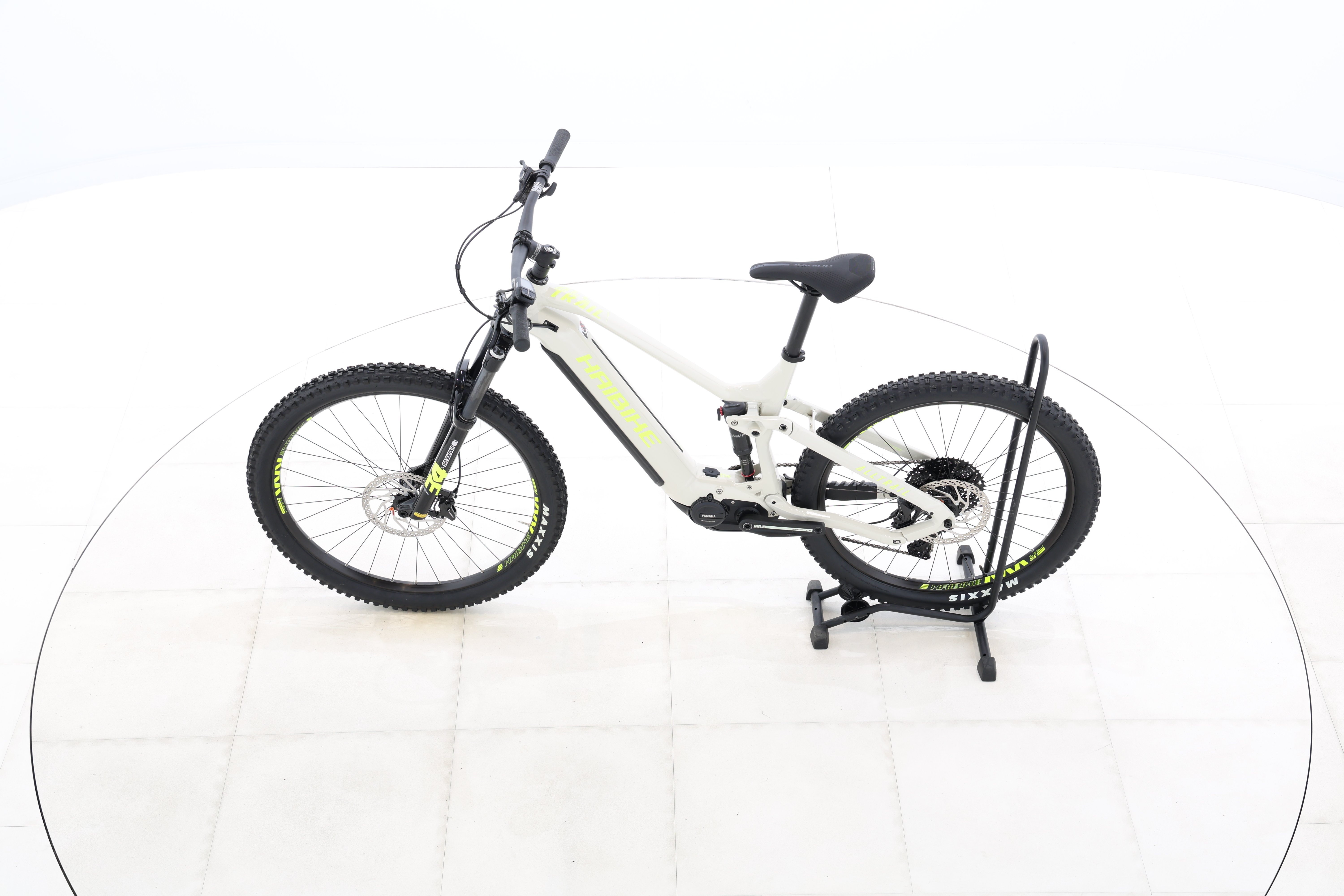 cee1b9db-ed92-428d-82c6-74c2a9137abf