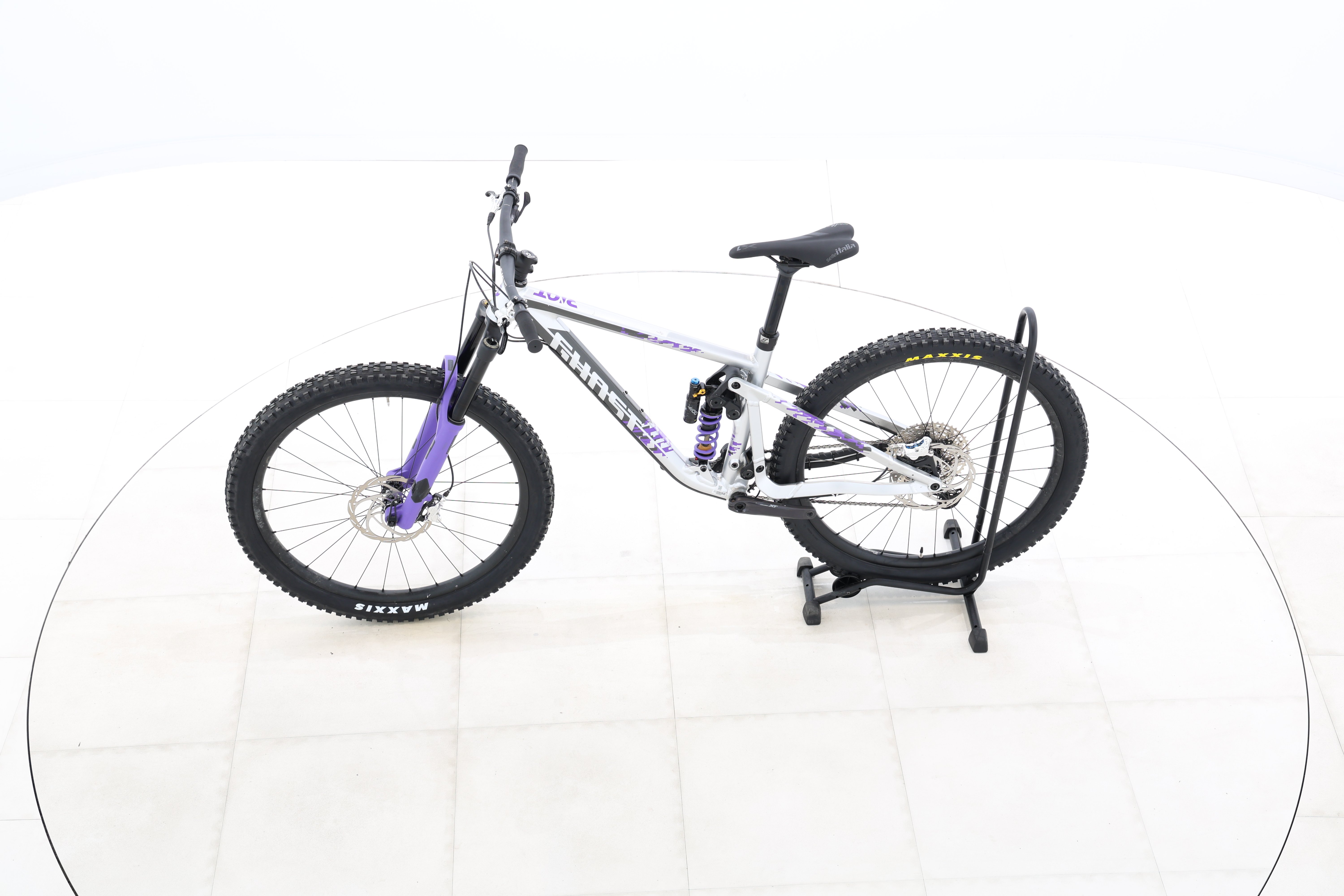 d5f27fc9-f8b4-4e2d-b696-3a6c88a8929d