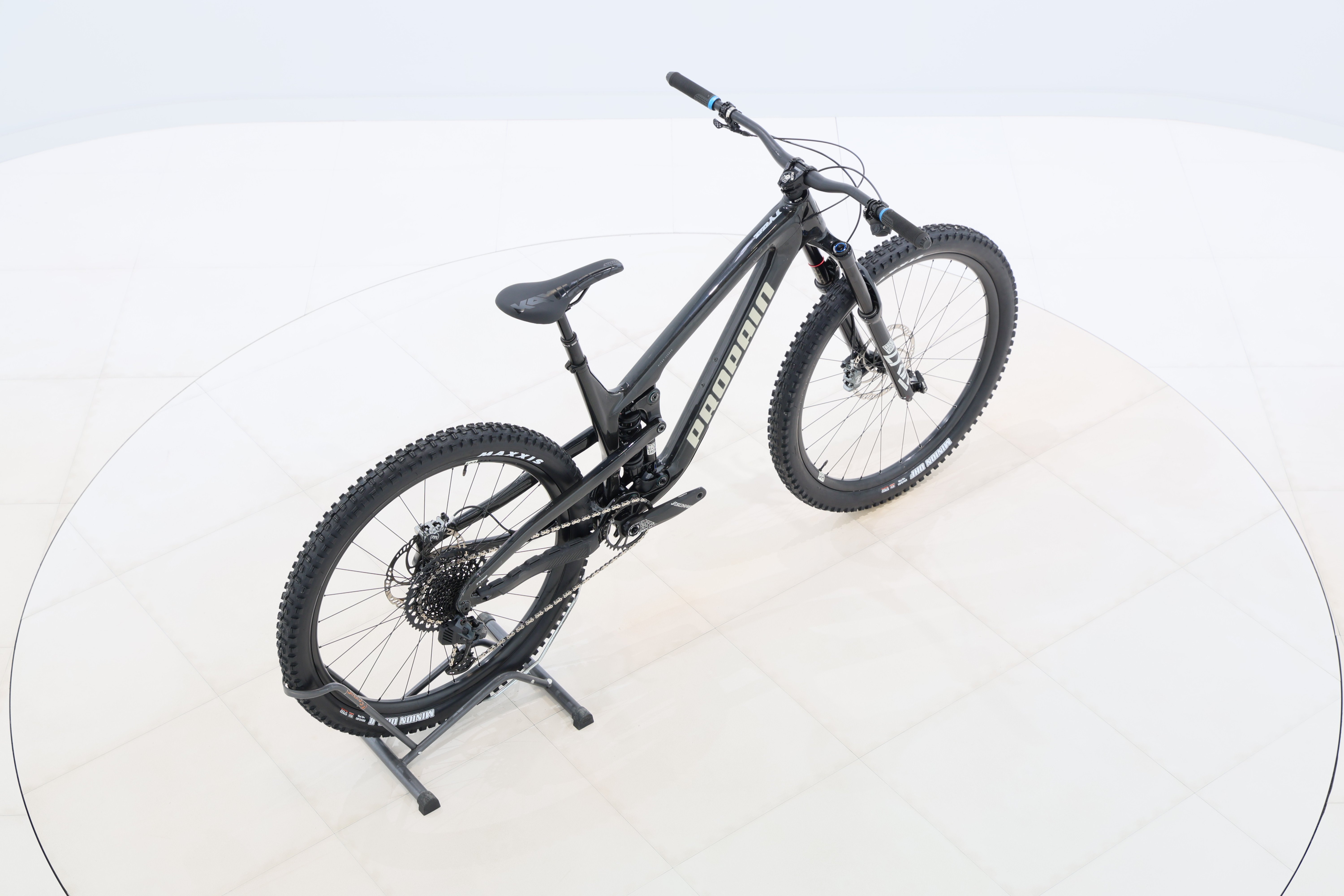 d06e3209-7d03-4c27-9bc9-8682f22fc76e