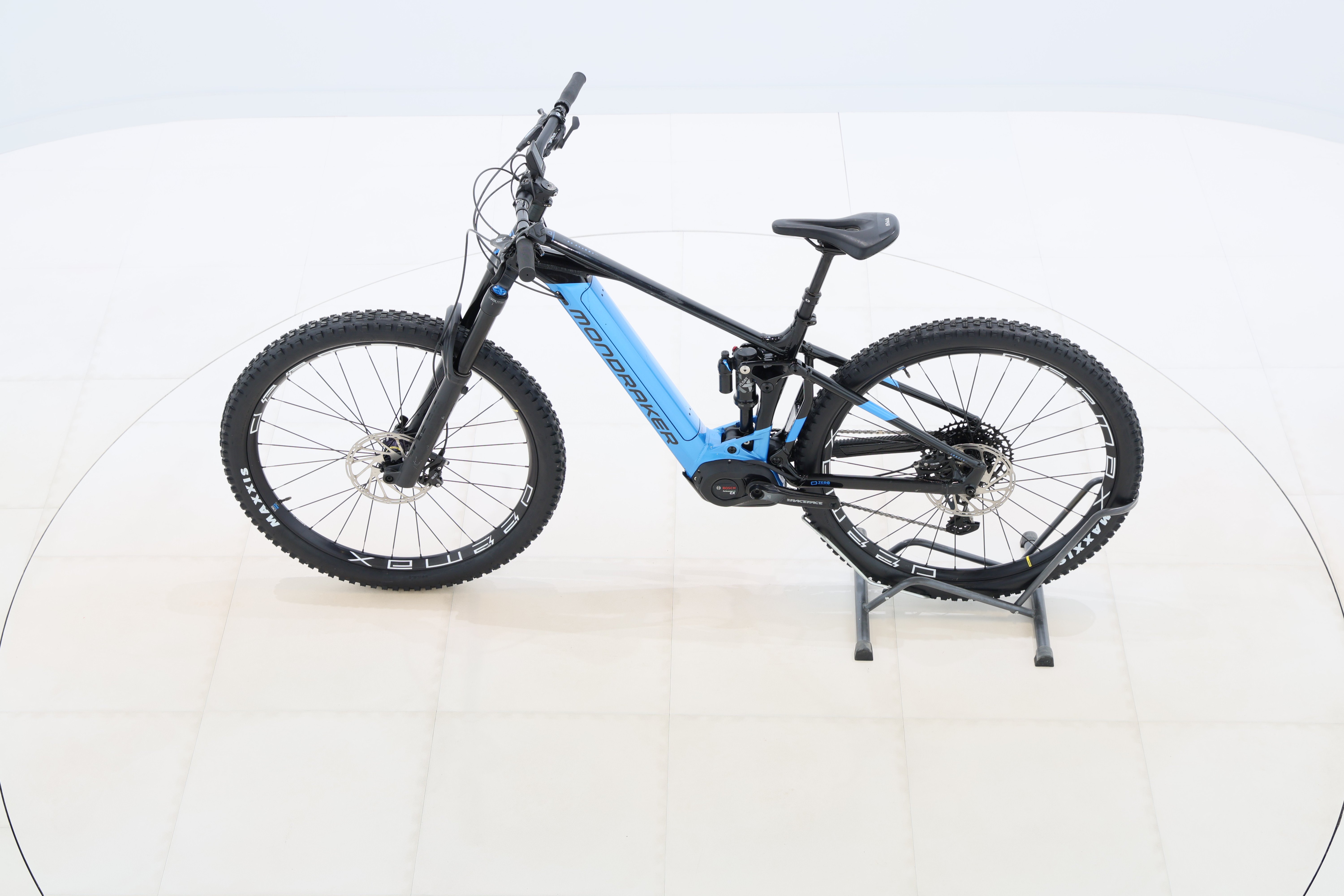 1938ab15-8a29-4631-879c-9eb6371ed3ab