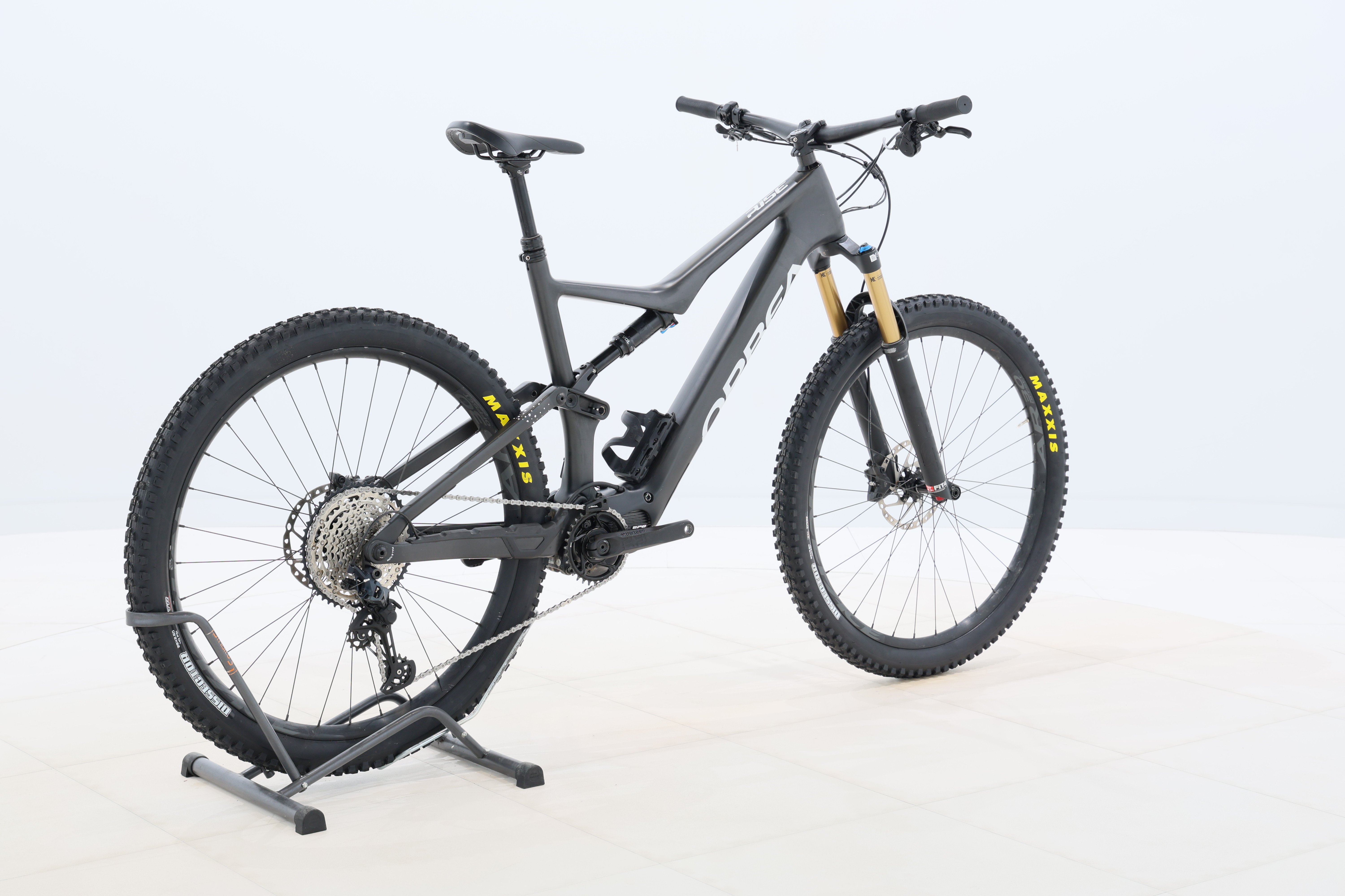 eab762ba-ebe0-484a-8c47-f775c89391b0