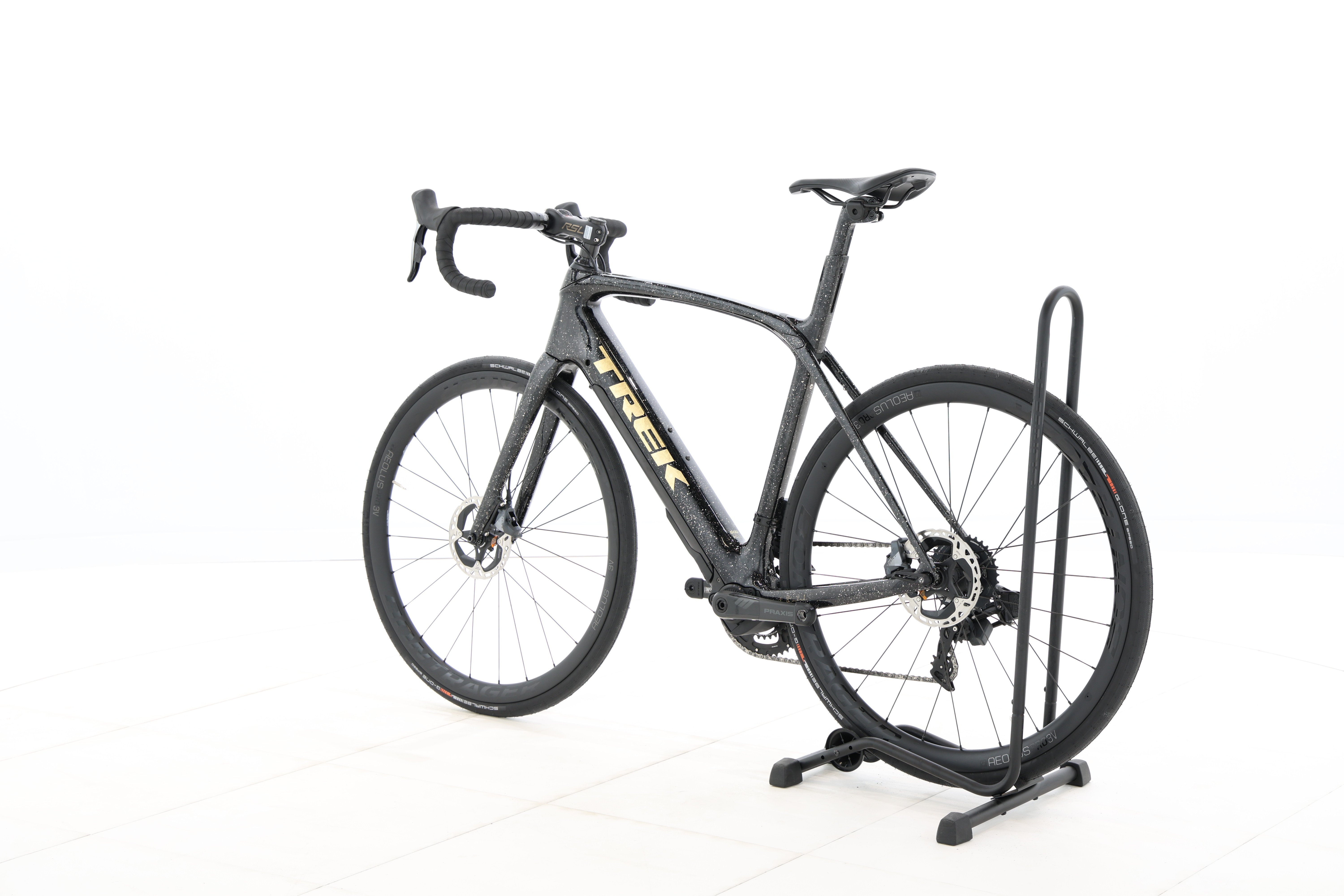 126726d9-51fd-4f52-b316-f56db138459c