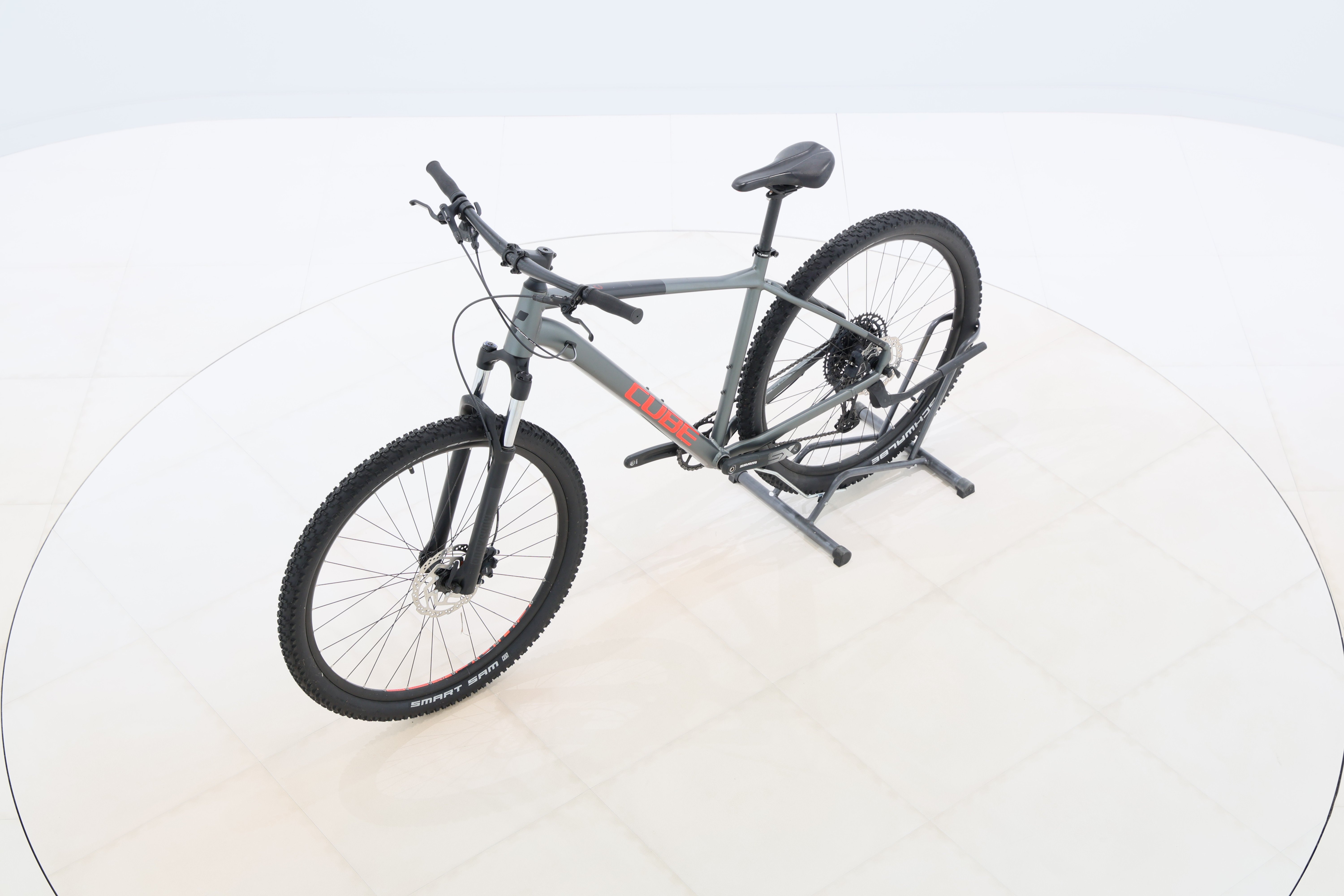 7d775cd9-78eb-46c0-bb7e-3c1fffc571ec