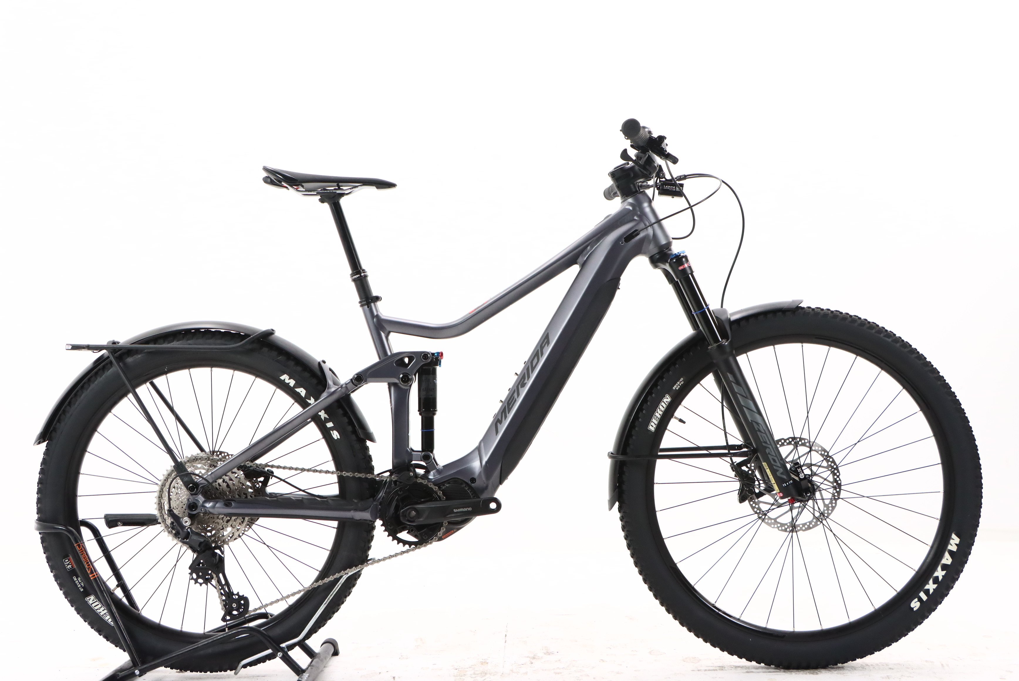 7bf93b90-9f56-4b1f-9c17-7b1a22d03df4