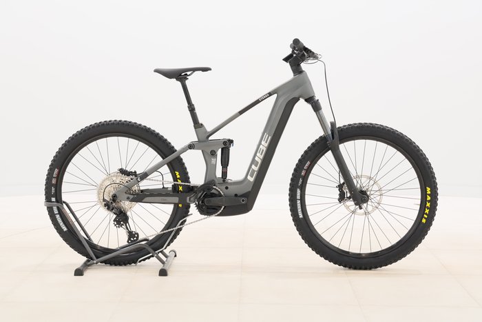 Cube STEREO HYBRID 140 HPC RACE 750 2023
