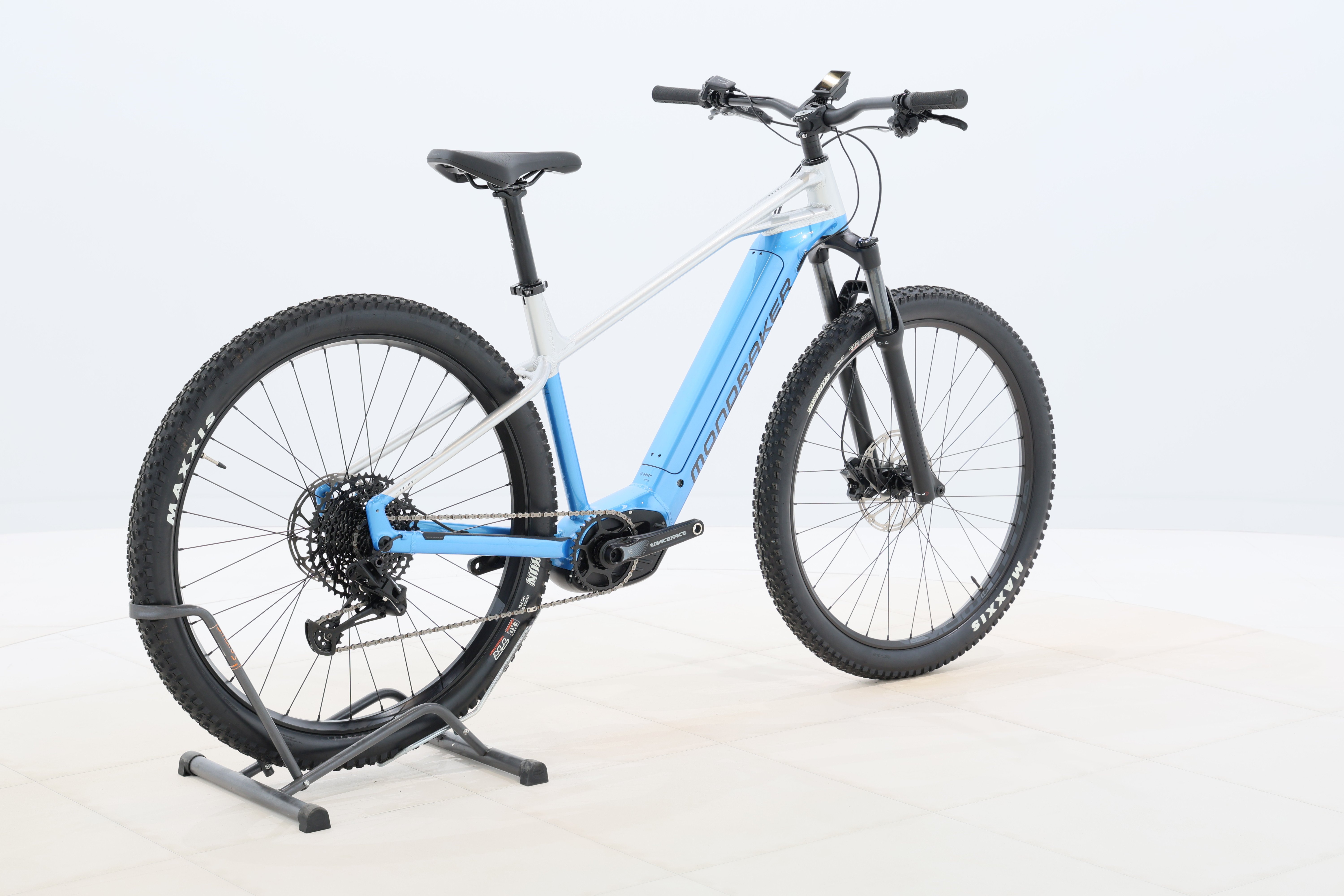 35b922fe-2655-4524-87e9-95c3223e0d01