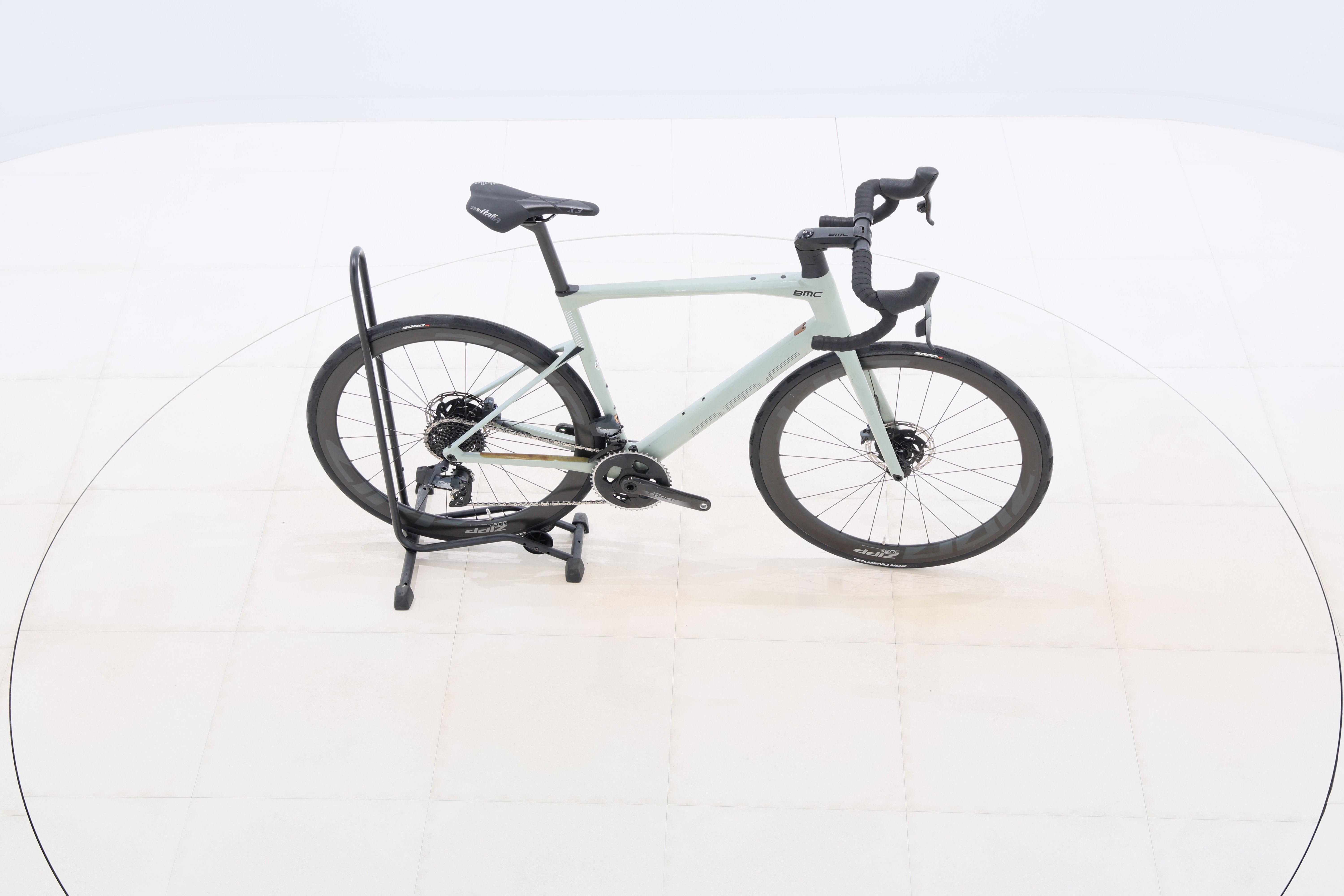 5cf007fc-cd12-4039-befc-7bf742e5723f