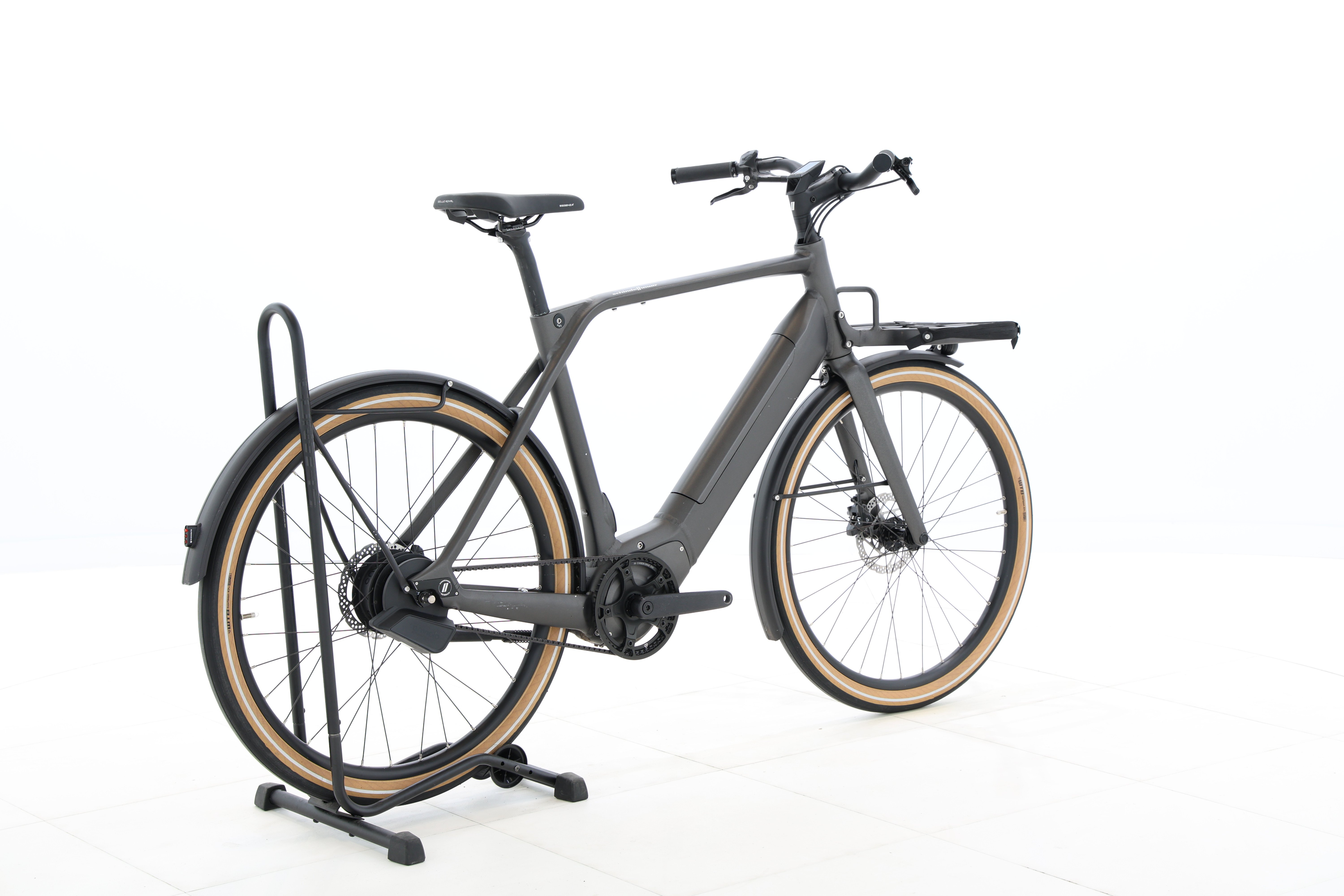 b102fe58-f042-447c-98ec-13d185f06383