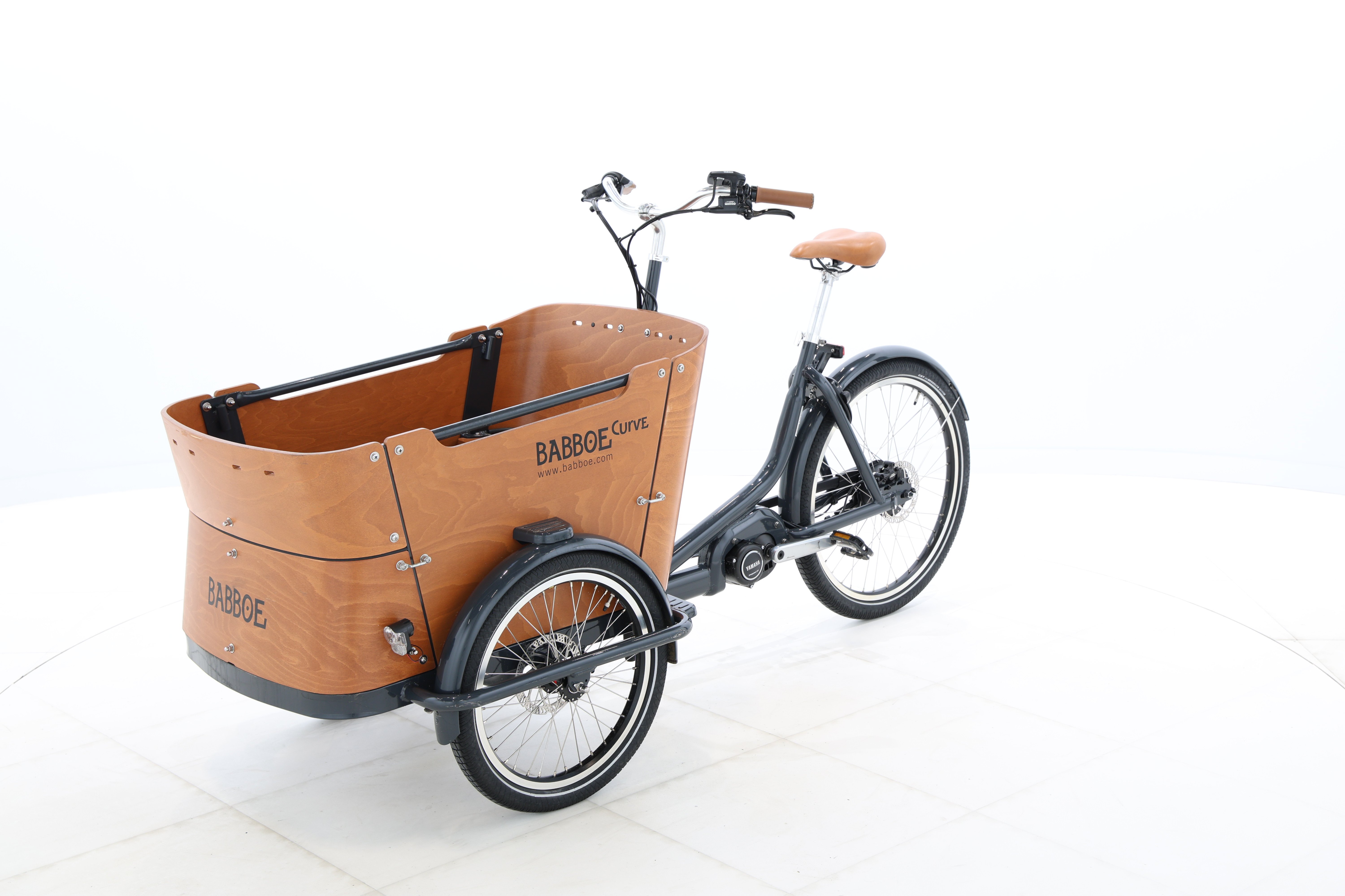 2ee48c5c-fb75-4ee7-b0a2-abca48b3b21f