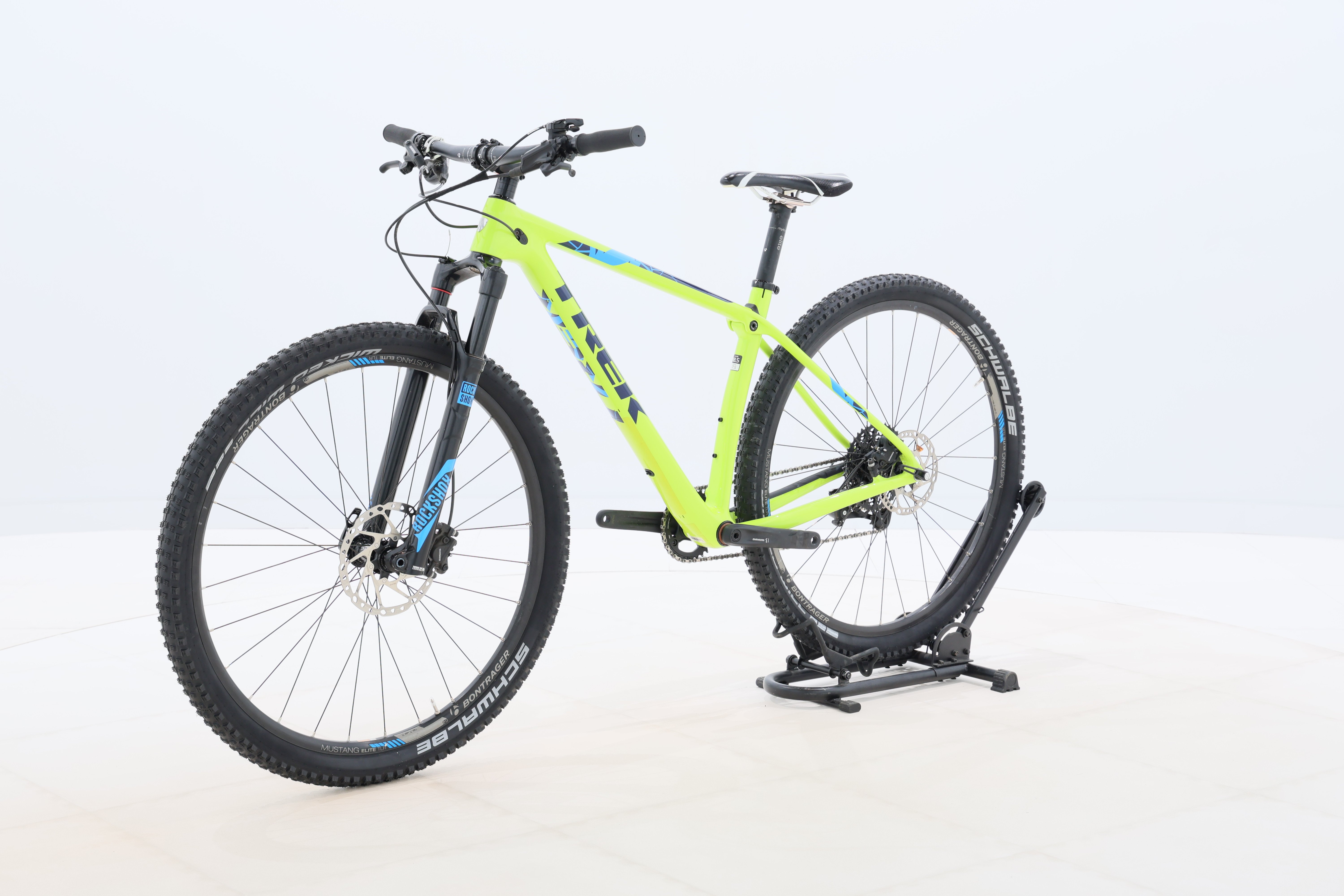 22c3cd11-dd4f-40c6-b2f4-01f0f98e5e1c