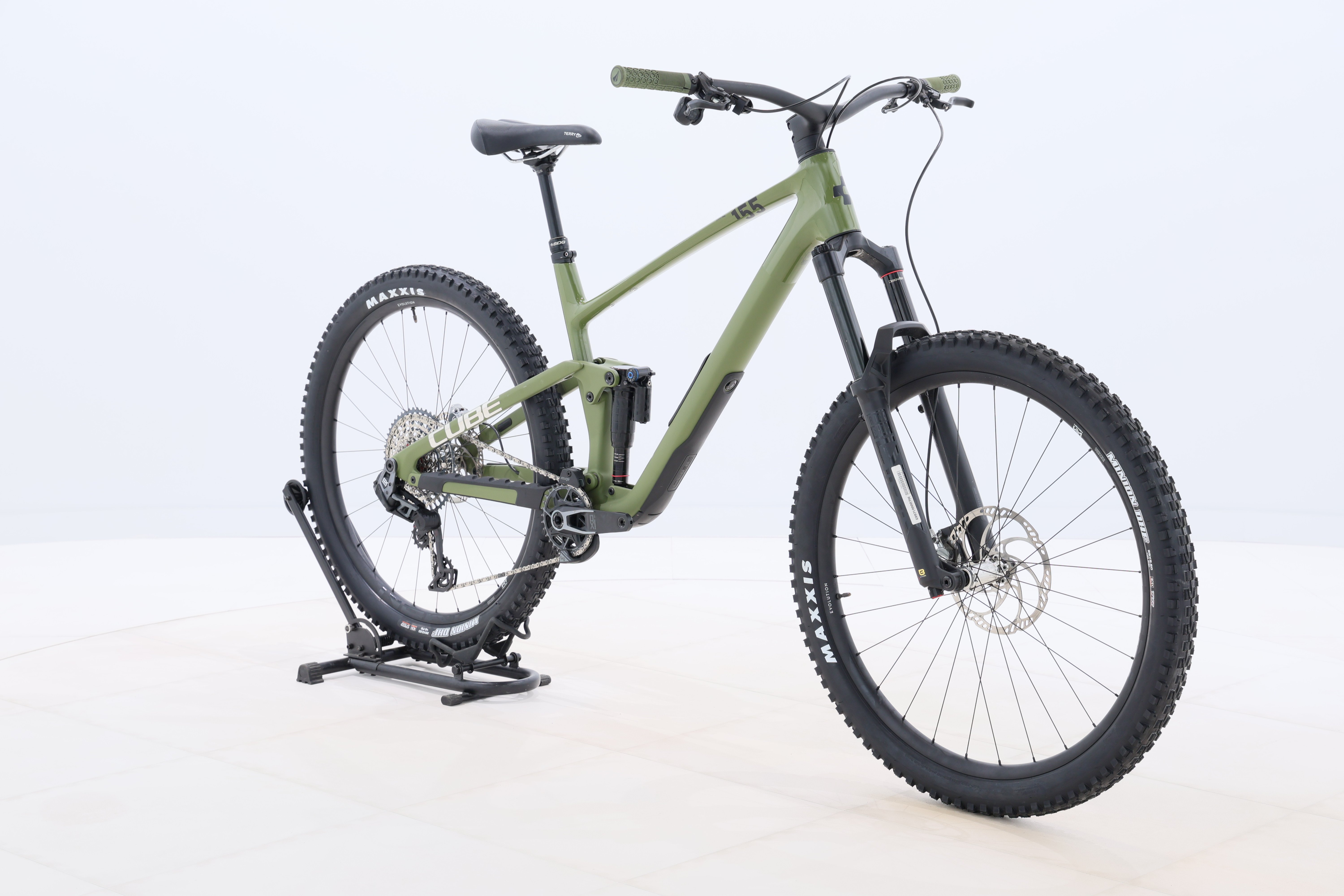 e4c56efc-748f-4b00-84af-1fd32a22fe03