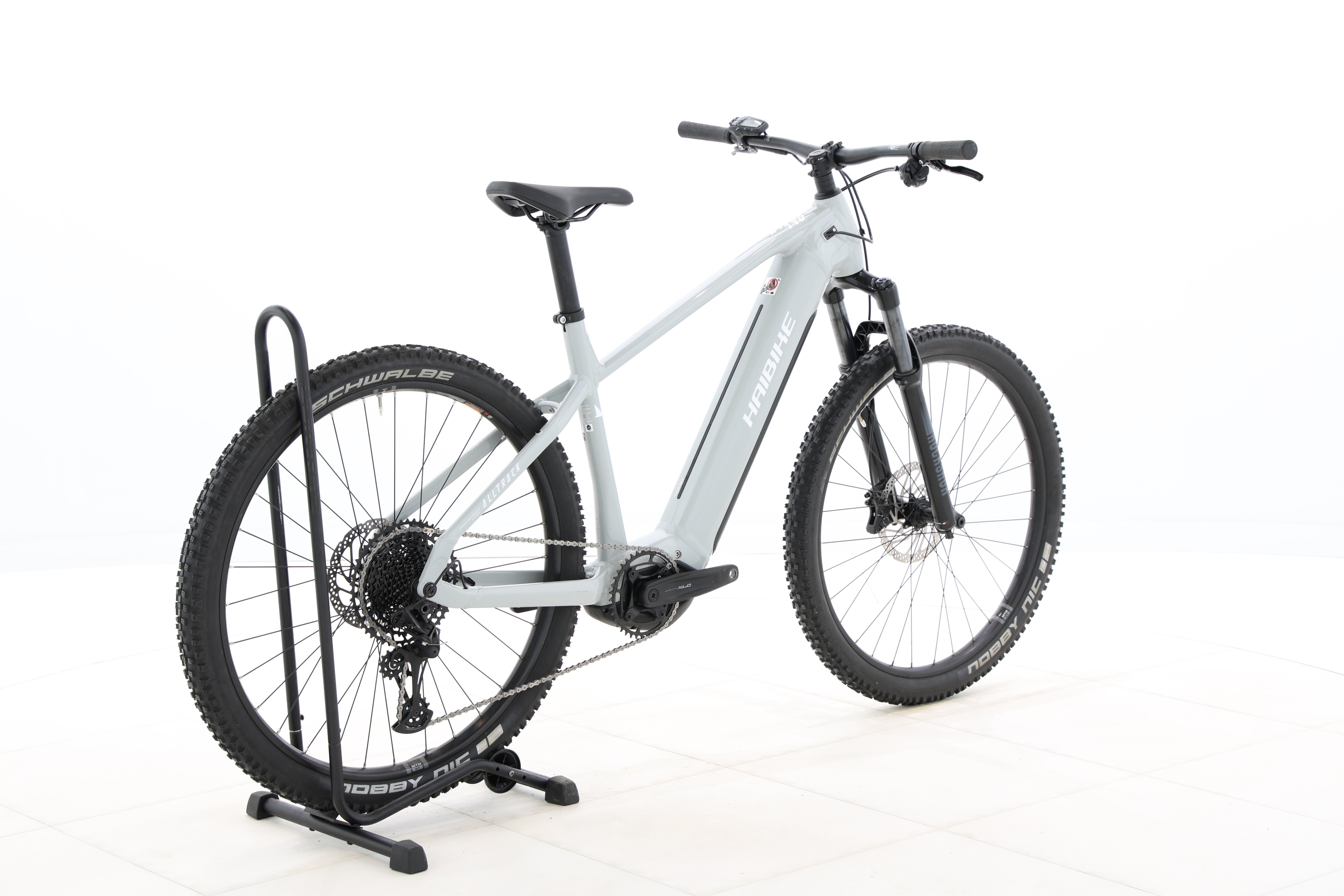 18379d0b-073e-4cf9-a318-f2d797c83990