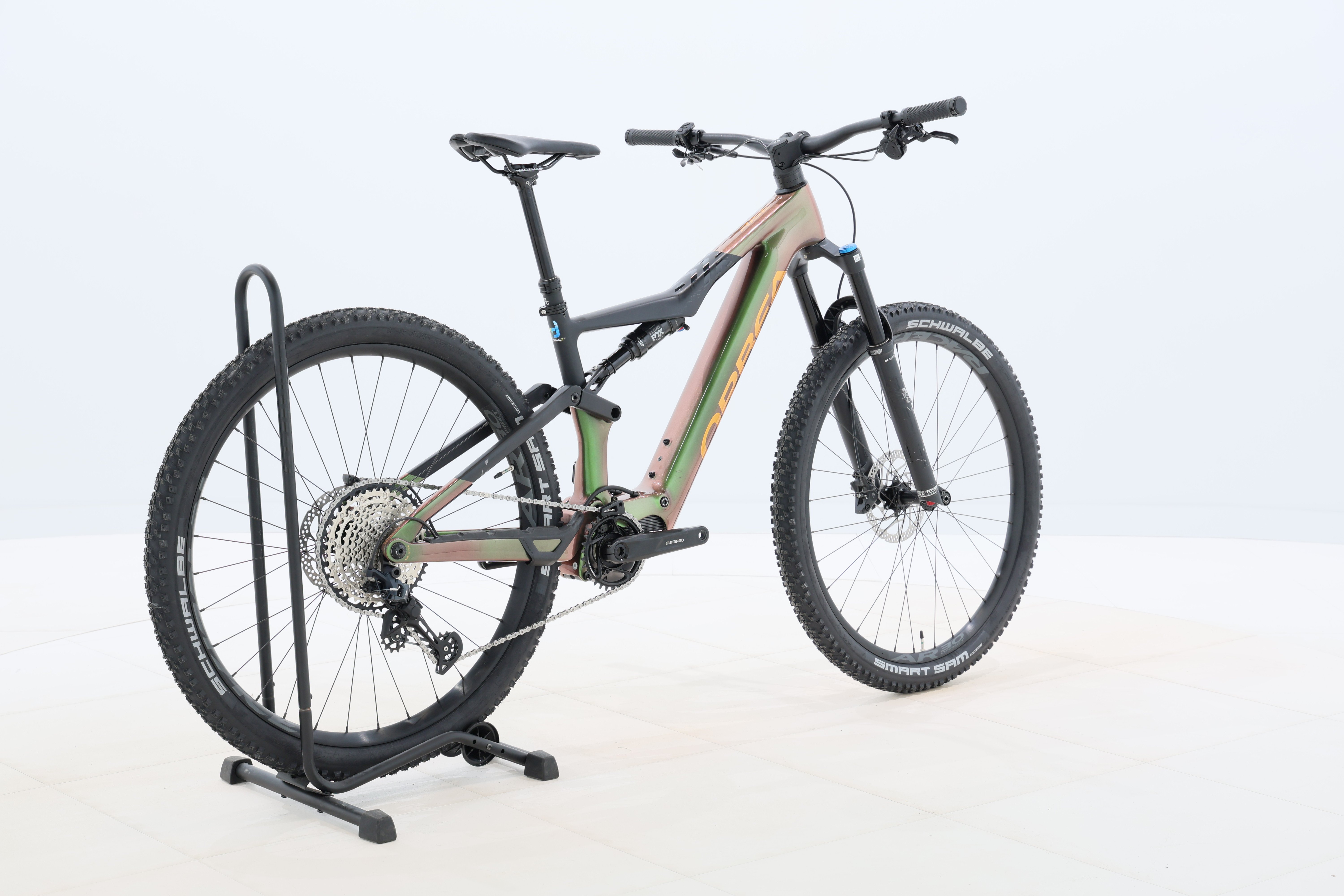 8e6301b0-de9a-4ae0-afc9-591ad698404e