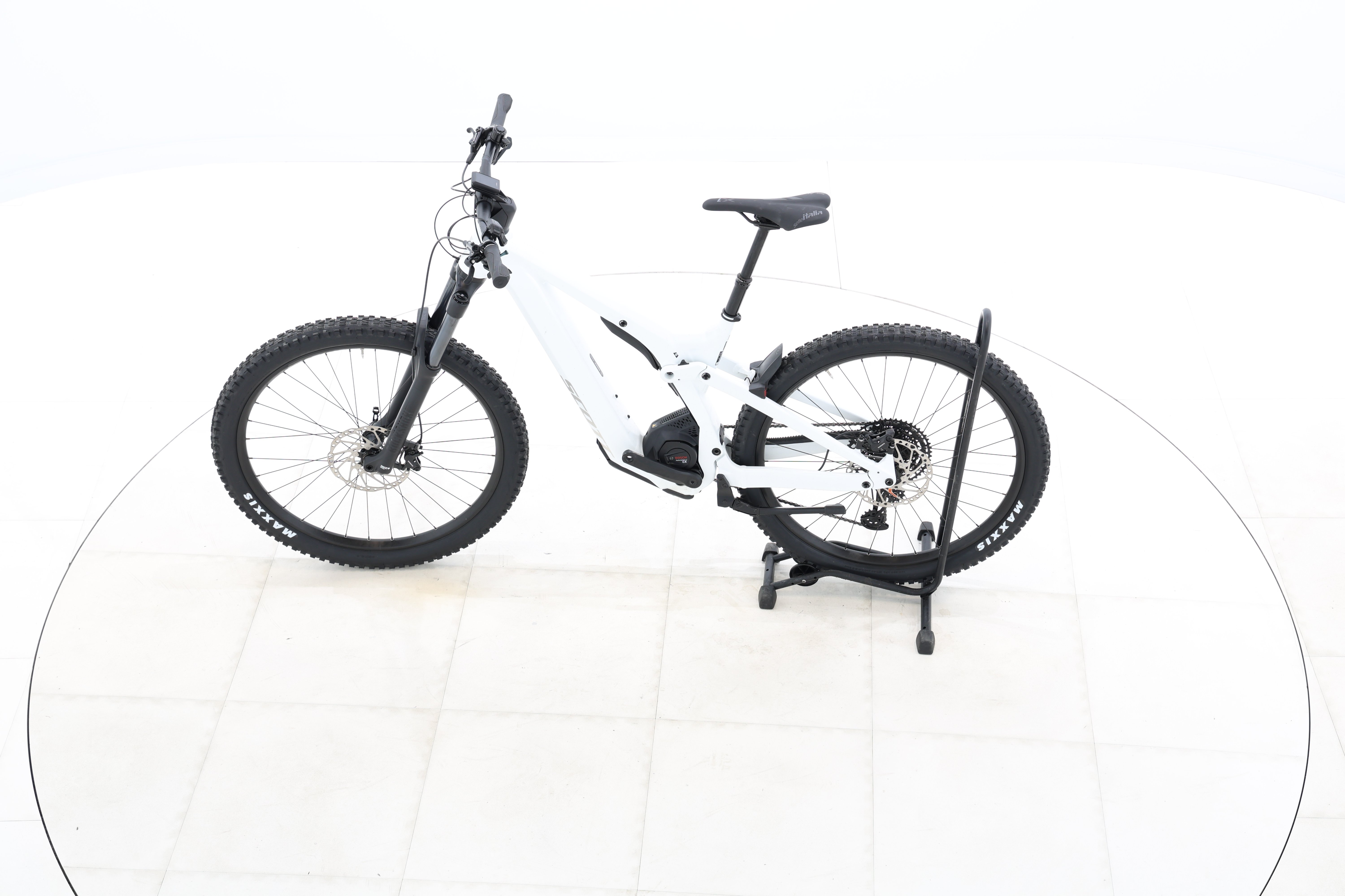 f256403c-bfab-4e48-a0d5-79810b49484d