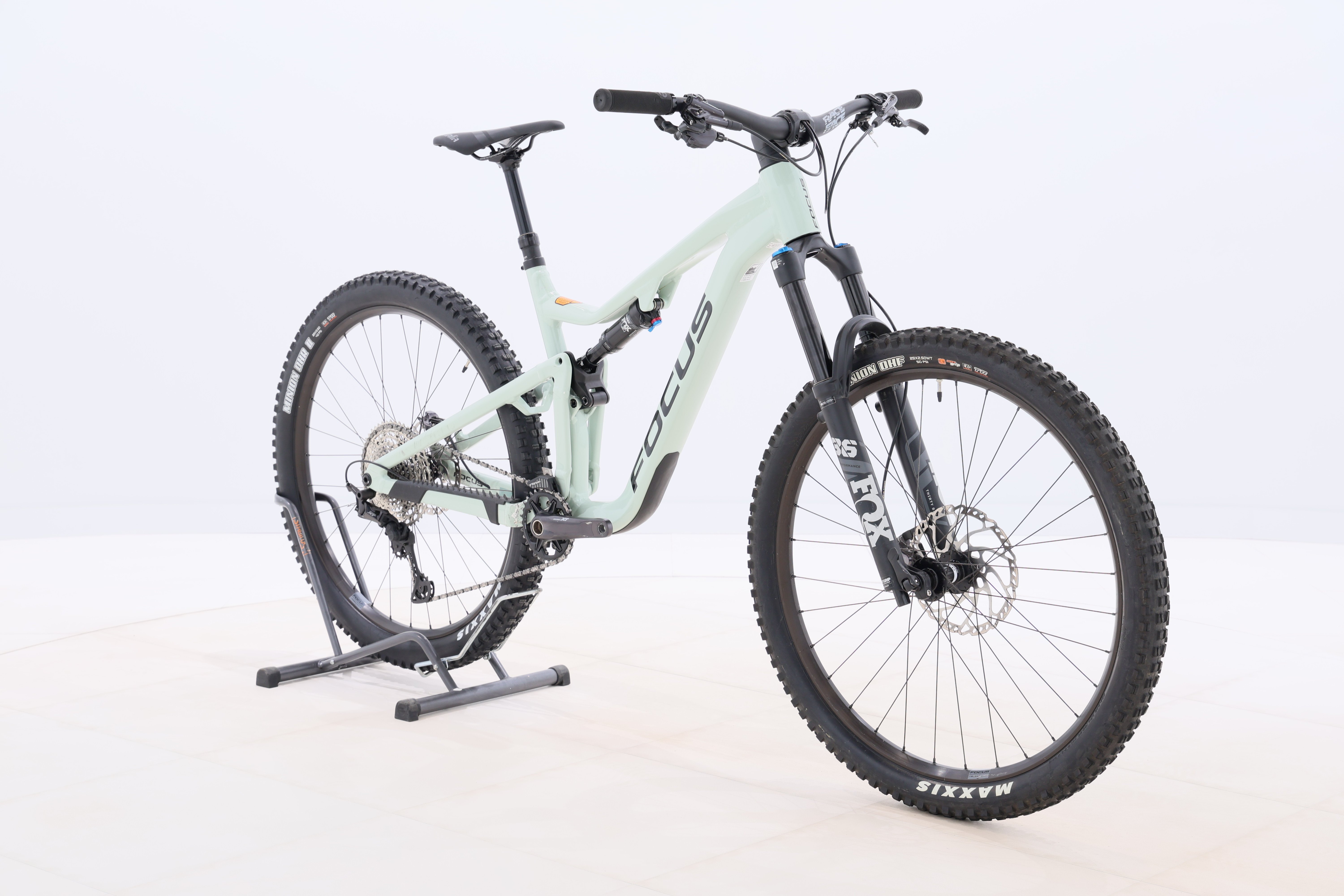 c2681f34-e30e-4f82-83ca-e410e52e9b1c