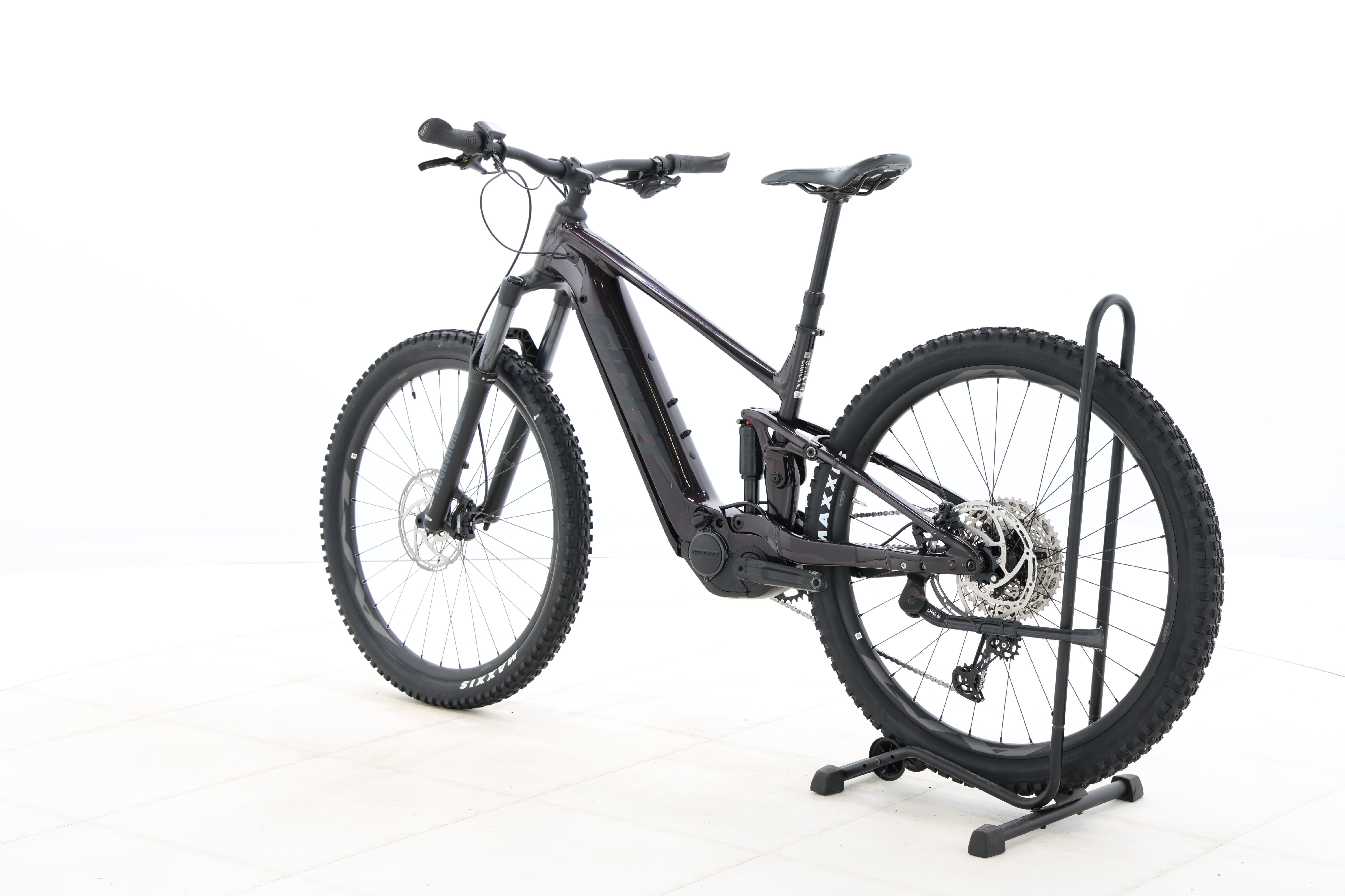 d9874fa9-cba4-4c0d-aef8-071bb6922414