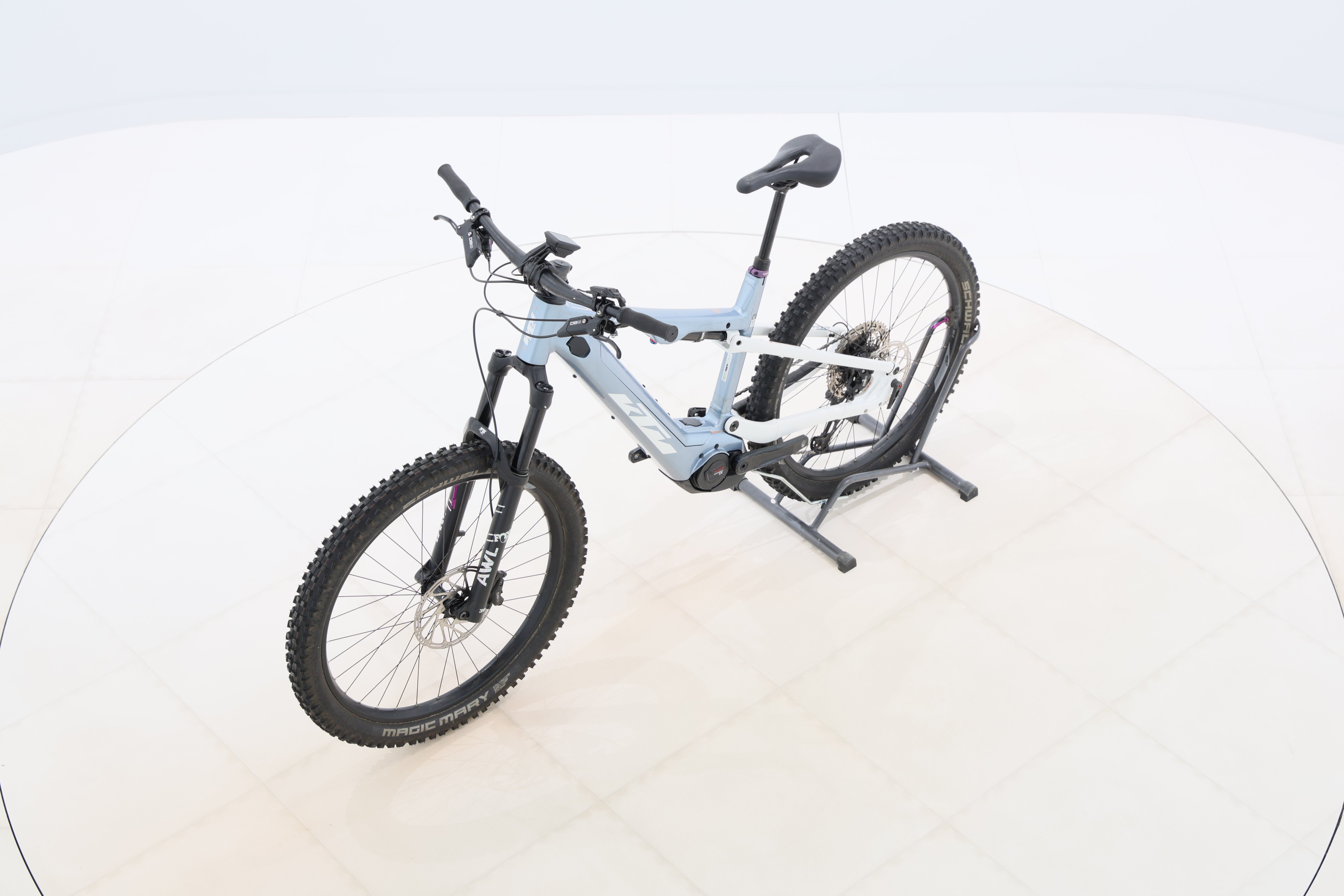 b8114300-e97a-4910-bfc7-eea3183ef822