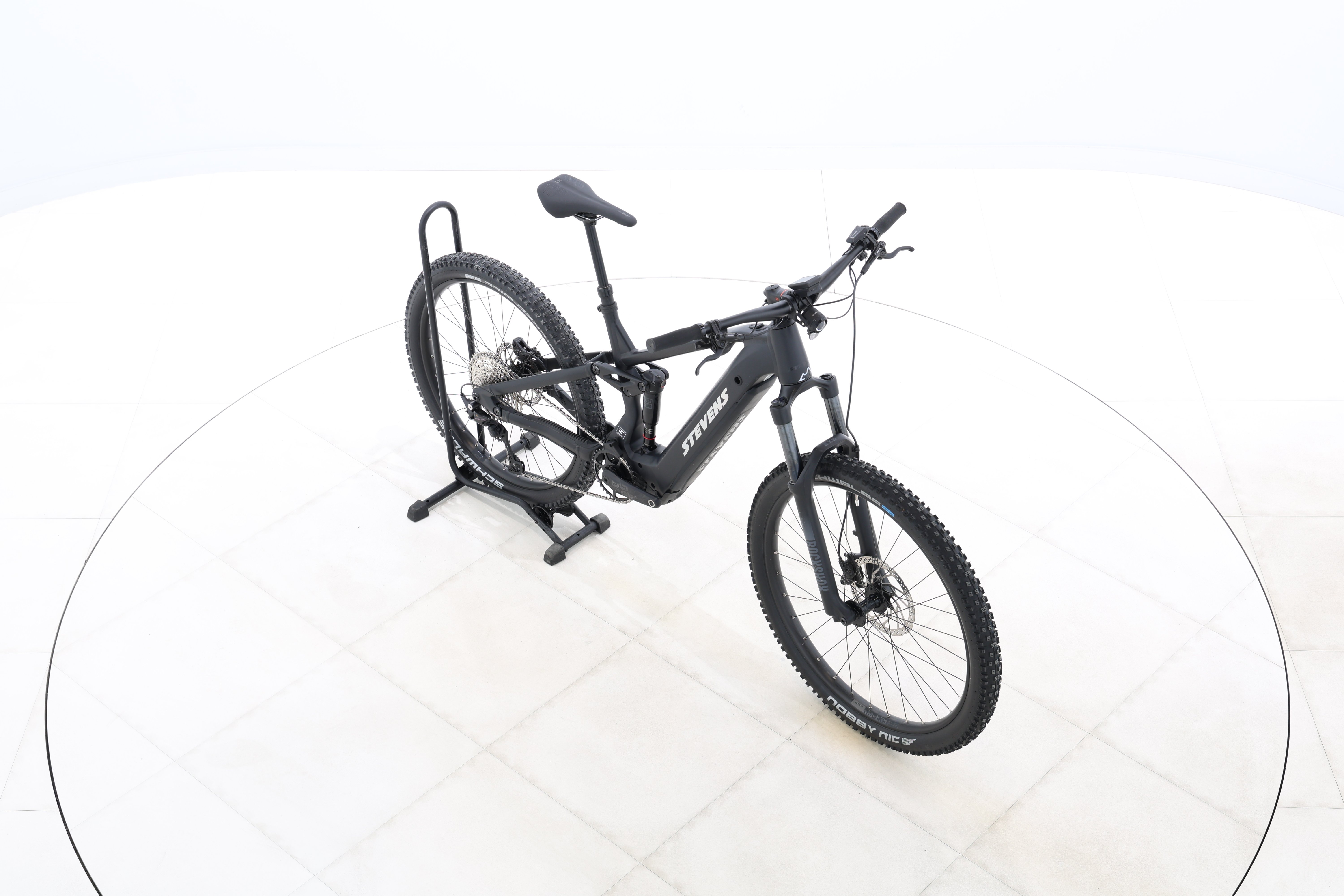 4e546dd7-084e-4d07-83f4-486cde4f56c1