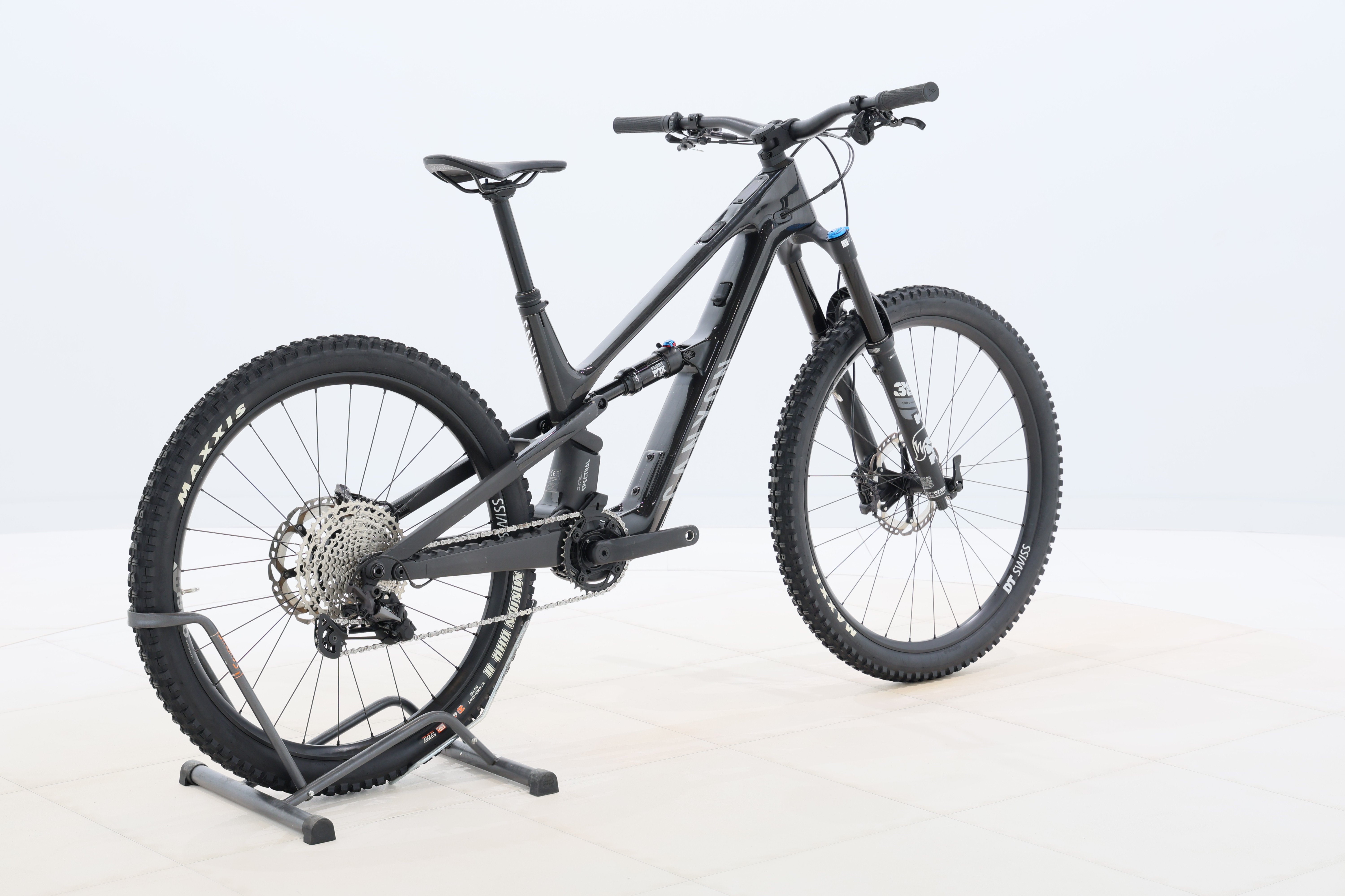 d1674f49-5e28-466e-a07d-1c1537811718