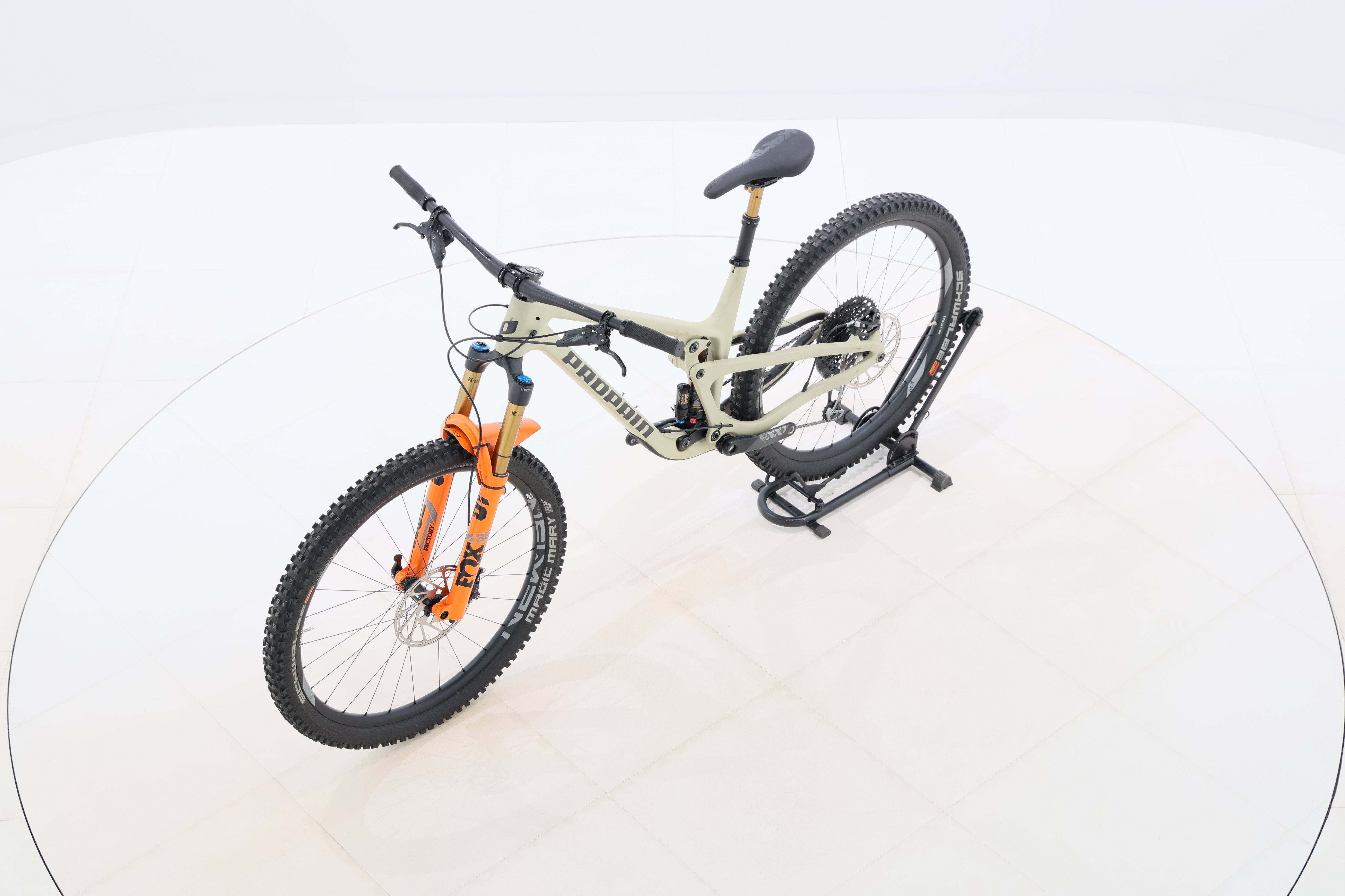 db357e7c-6c8a-4931-bd67-297ab9bbb271