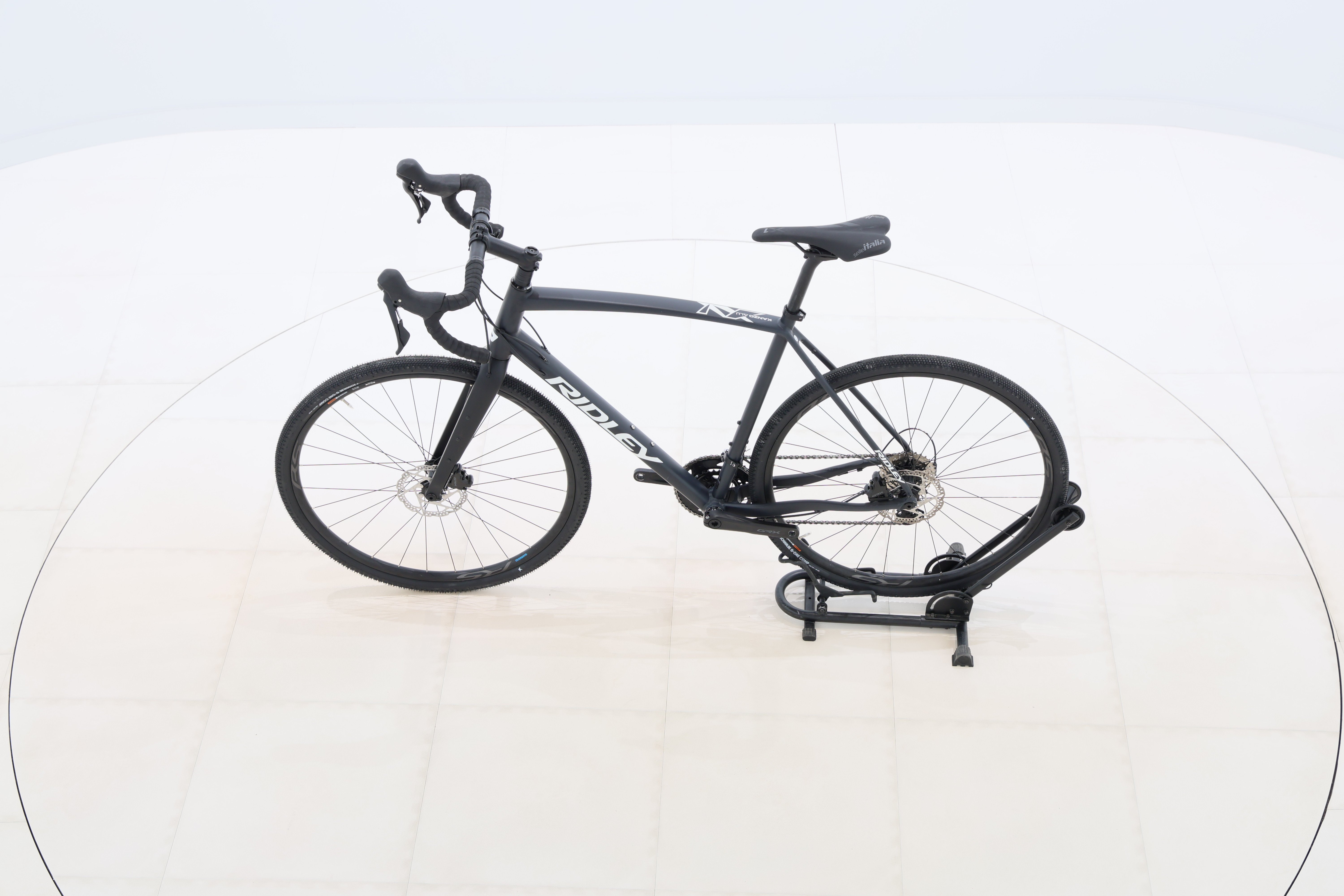 ad8343be-facf-400e-b338-1318bd8464c4