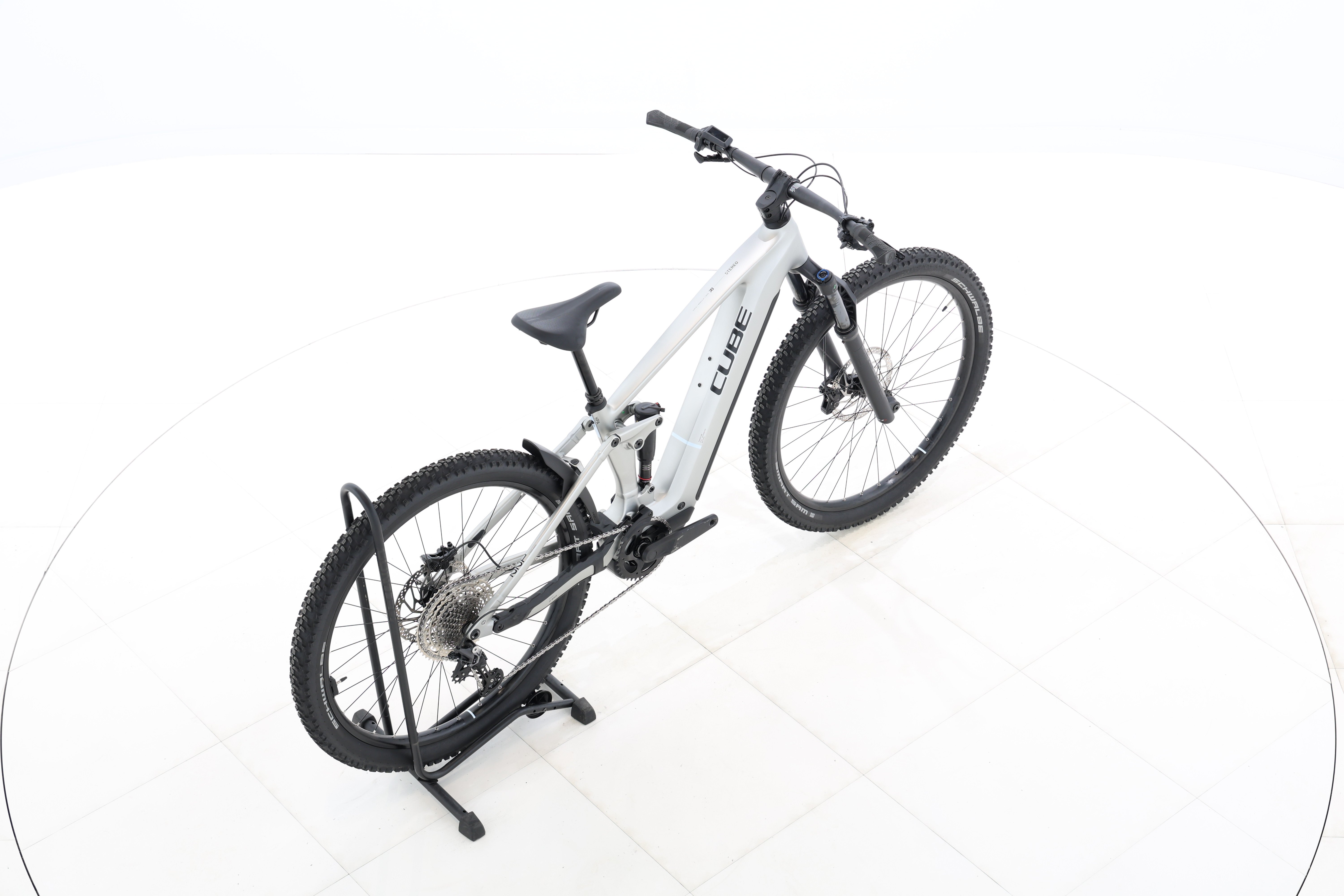 f0efb00b-a2a3-45f4-9b62-73012da32ada