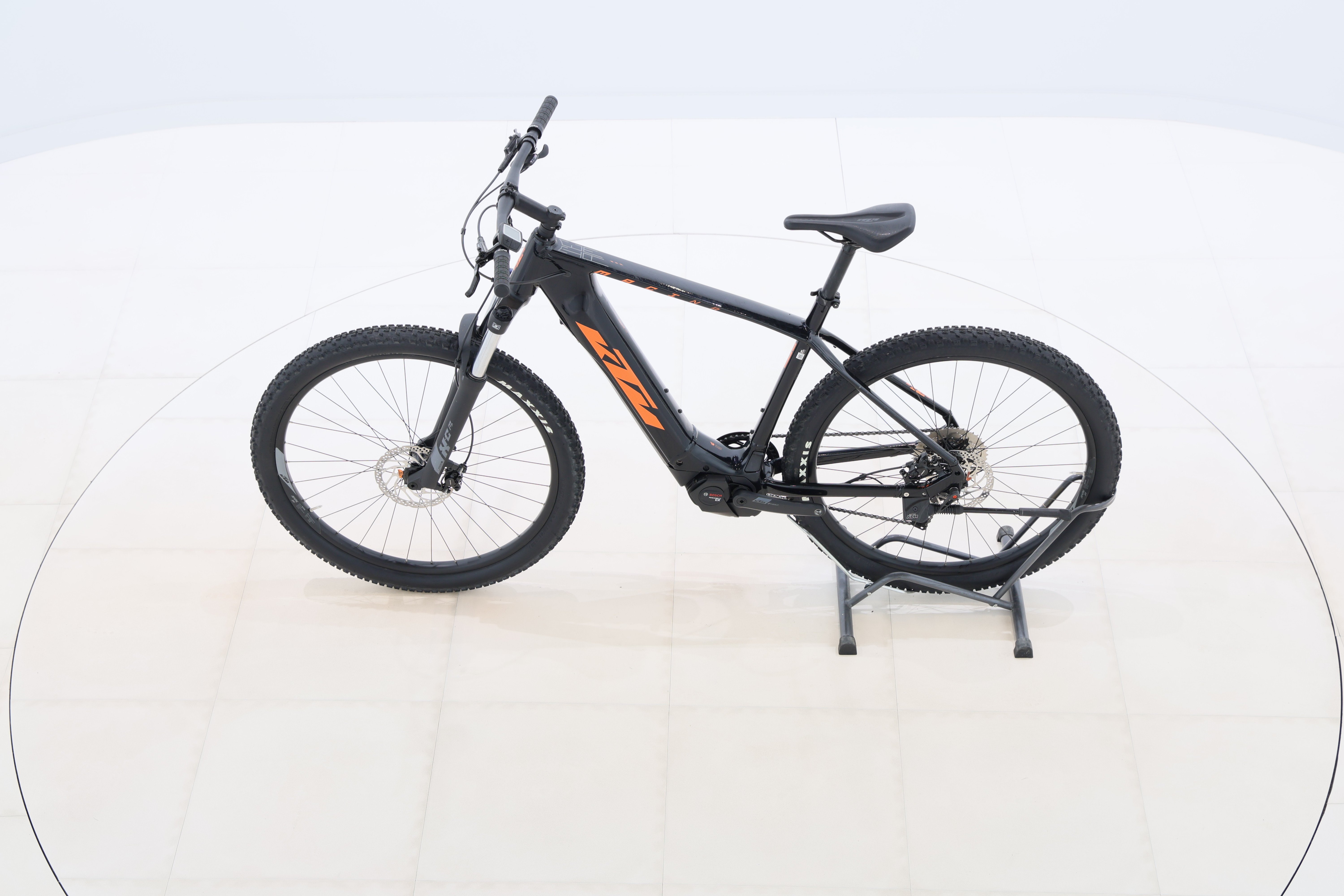 0dca98c4-94a0-4491-a064-37b6a4b313ee