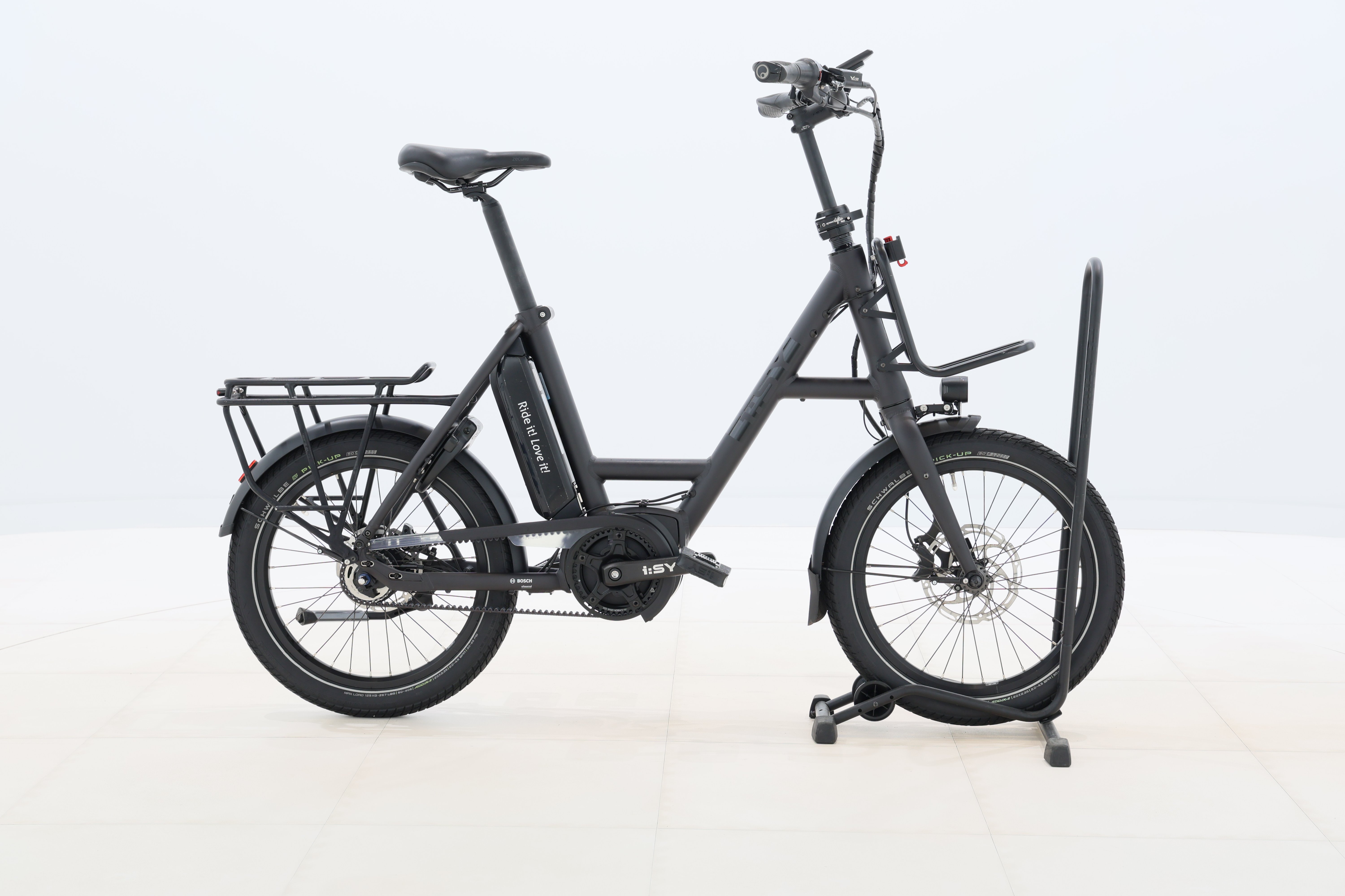 9b83f183-33c7-49c8-82c5-c120c19d5878