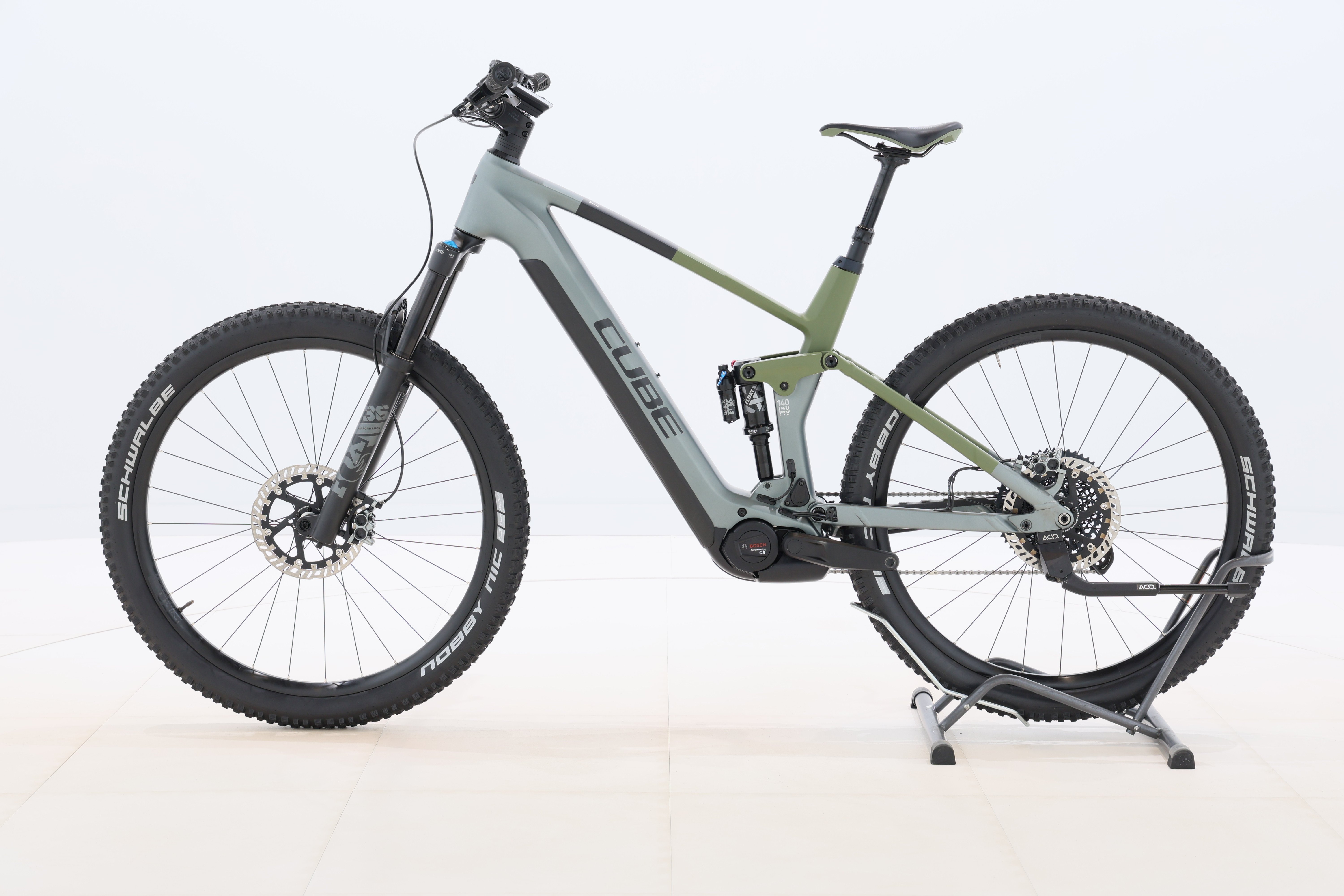 95966994-8b27-4f27-ab4b-658a181b466b