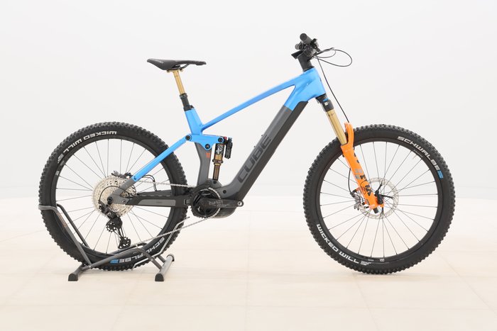 Cube STEREO HYBRID 160 HPC ACTIONTEAM 750 27.5 2023